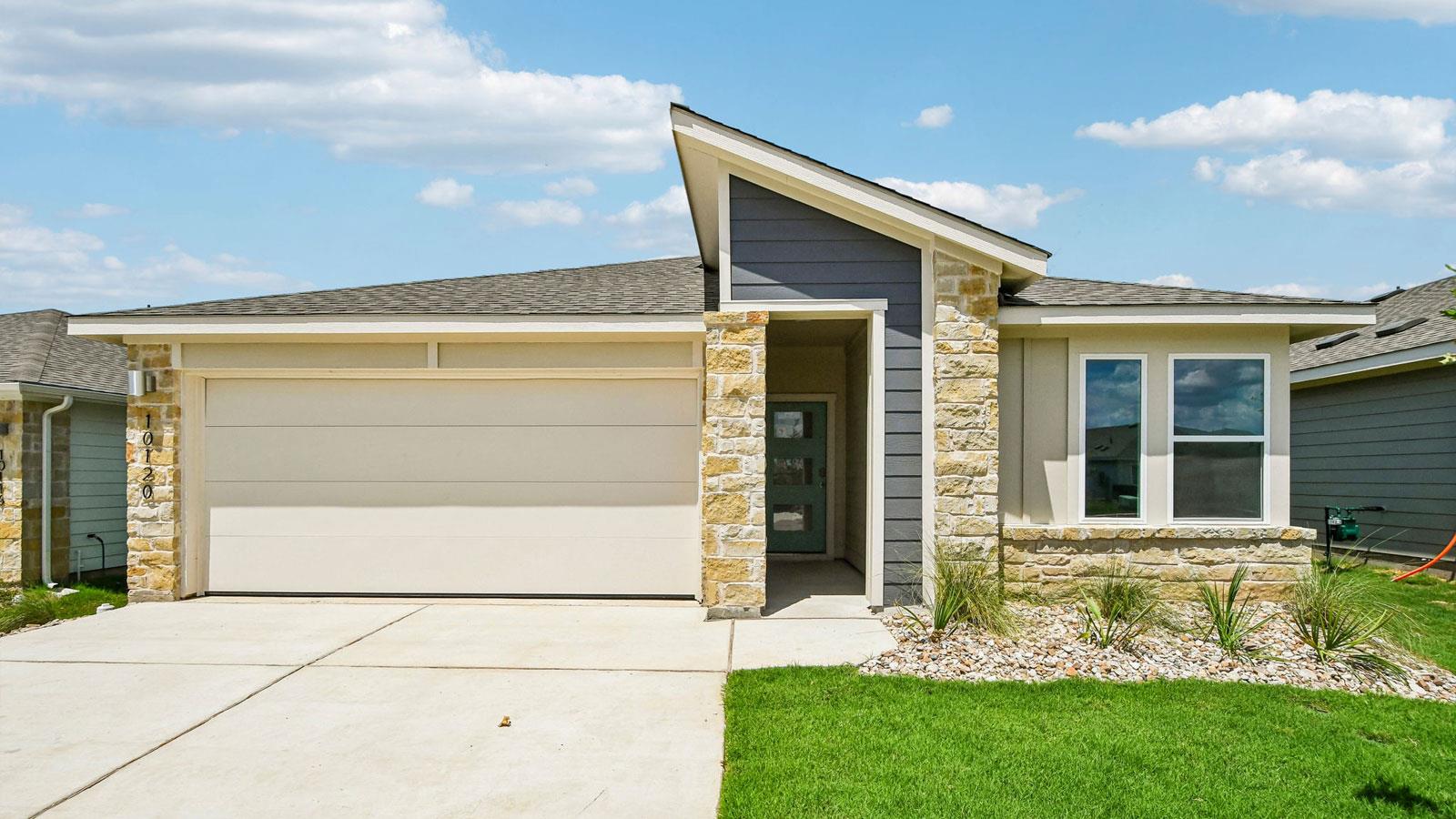 Photo 1 of Sale Pending at 10120 Curb Strap Dr, Austin, TX 78724 | MLS# 7913529 | Listing updated on 2026-09-21
