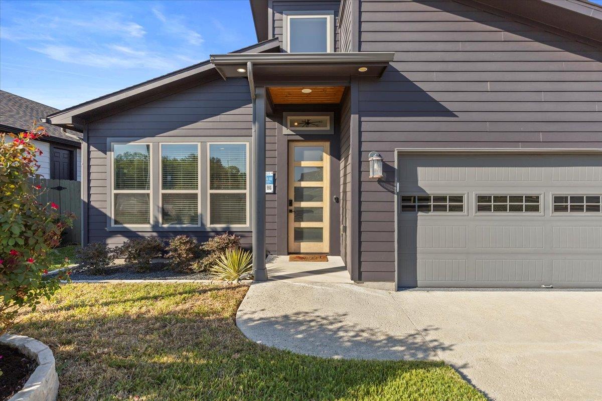 Photo 1 of Single family home for sale at 9516 Petrichor Blvd, Manor, TX 78653 | MLS# 9527666 | Listing updated on 2026-09-21