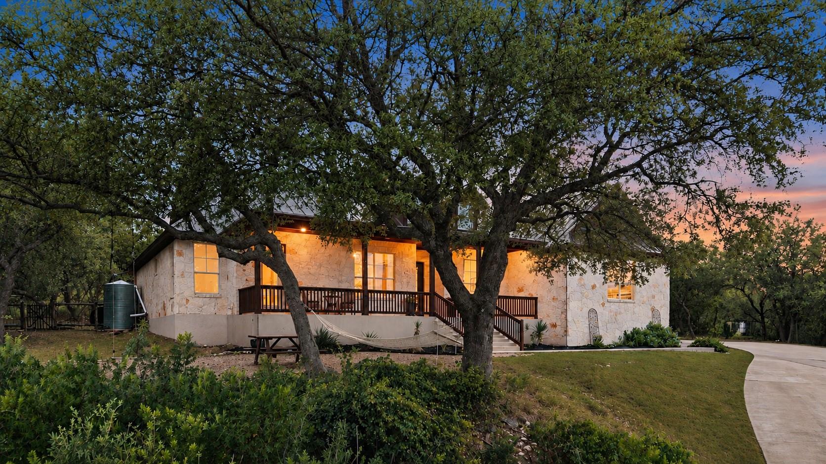 Photo 3 of Single family home for sale at 1906 Bee Crk Rd, Spicewood, TX 78669 | MLS# 6923578 | Listing updated on 2026-10-07