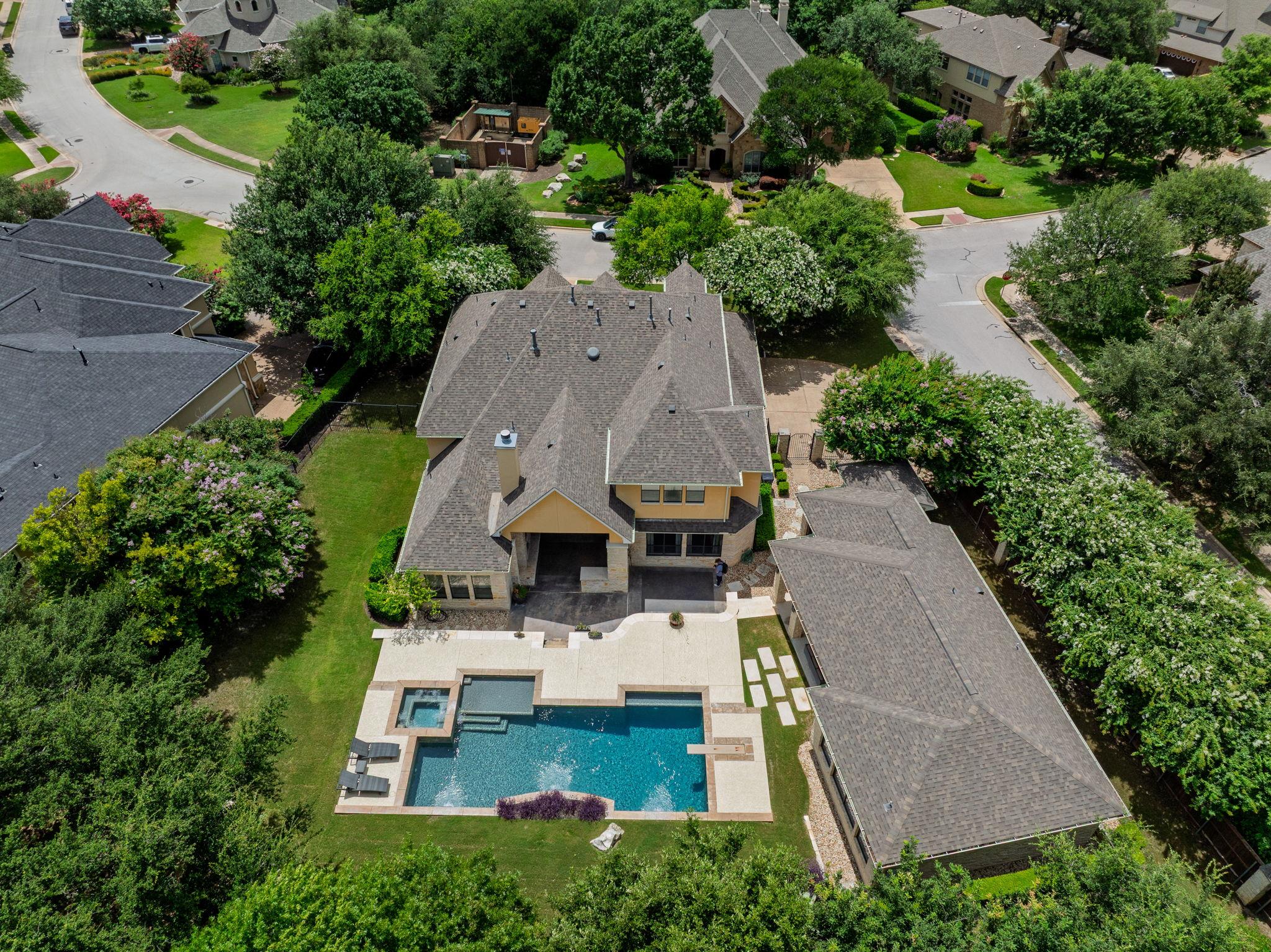 Photo 1 of Mansion for sale at 1005 Lakewood Hills Ter, Austin, TX 78732 | MLS# 6725016 | Listing updated on 2026-09-21