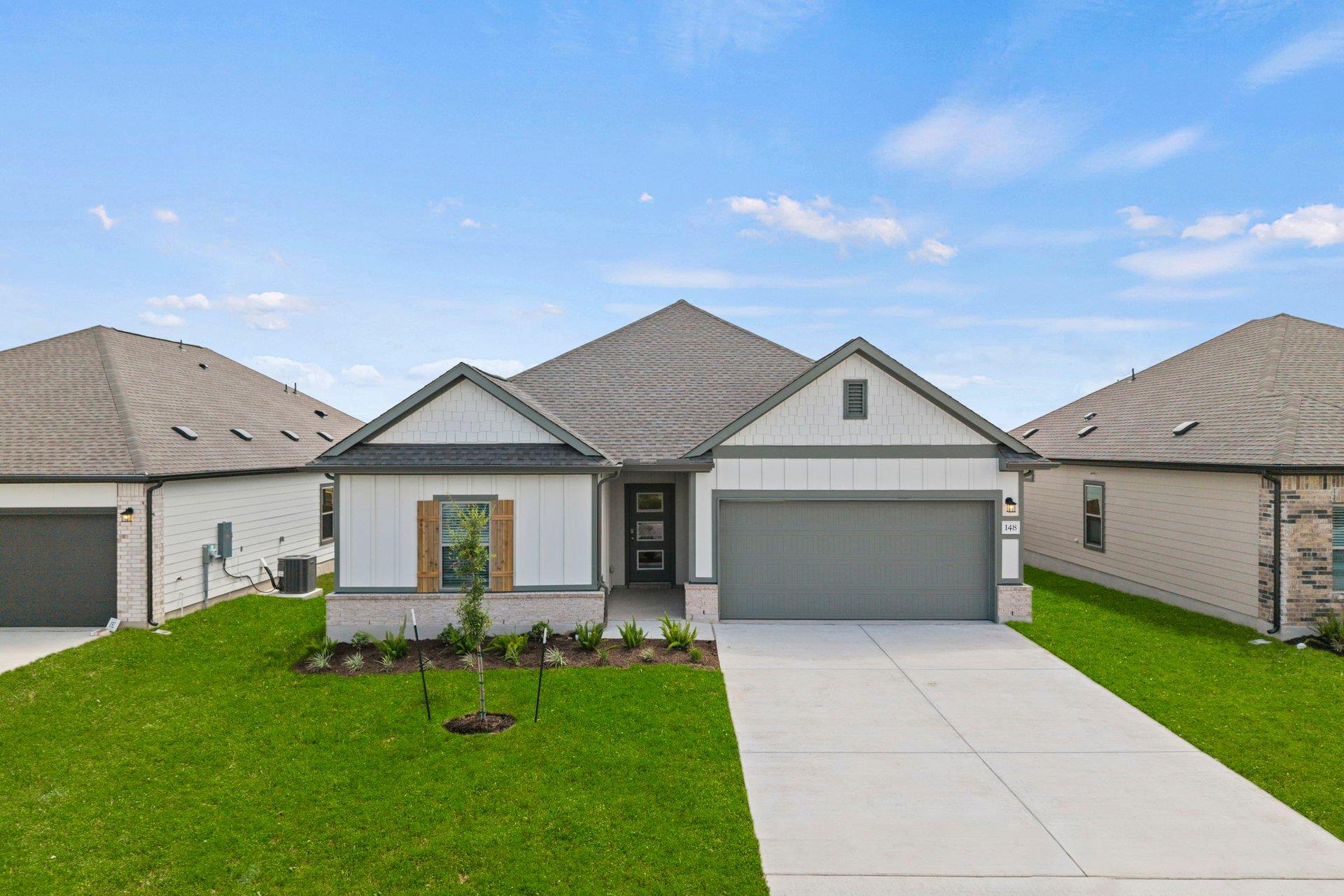 Photo 2 of Single family home for sale at 148 Wind Hl, Jarrell, TX 76537 | MLS# 7038888 | Listing updated on 2026-09-21