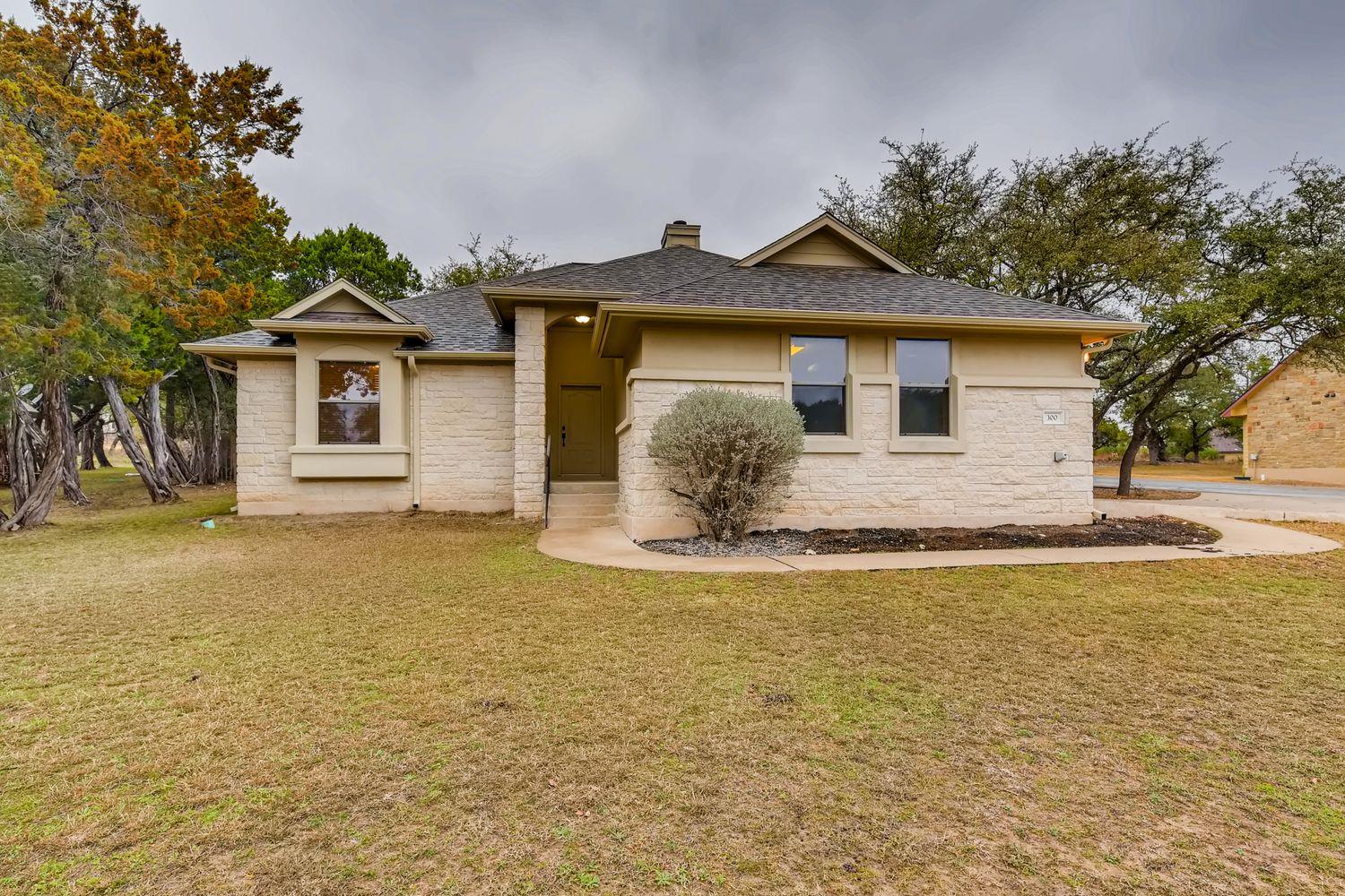 Single family home for sale at 300 S Venture Blvd, Lago Vista, TX 78645 | MLS# 4761355