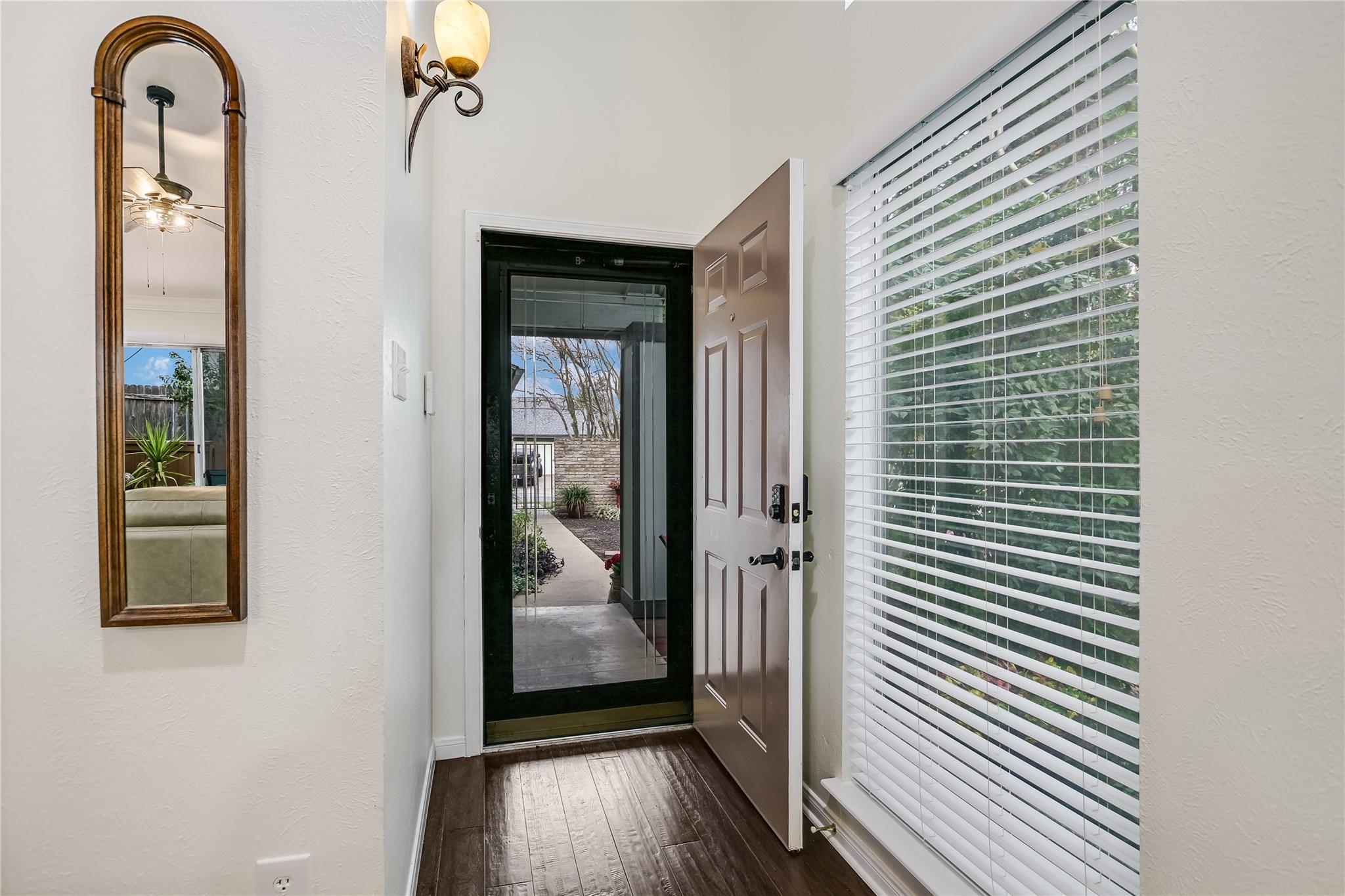 Photo 2 of Condo for sale at 9469 Singing Quail Dr, Austin, TX 78758 | MLS# 6855840 | Listing updated on 2026-09-21