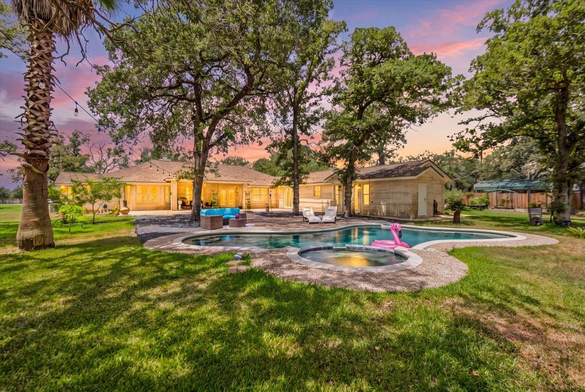 Photo 1 of Single family home for sale at 306 Kerry Ln, Floresville, TX 78114 | MLS# 5607359 | Listing updated on 2026-10-07