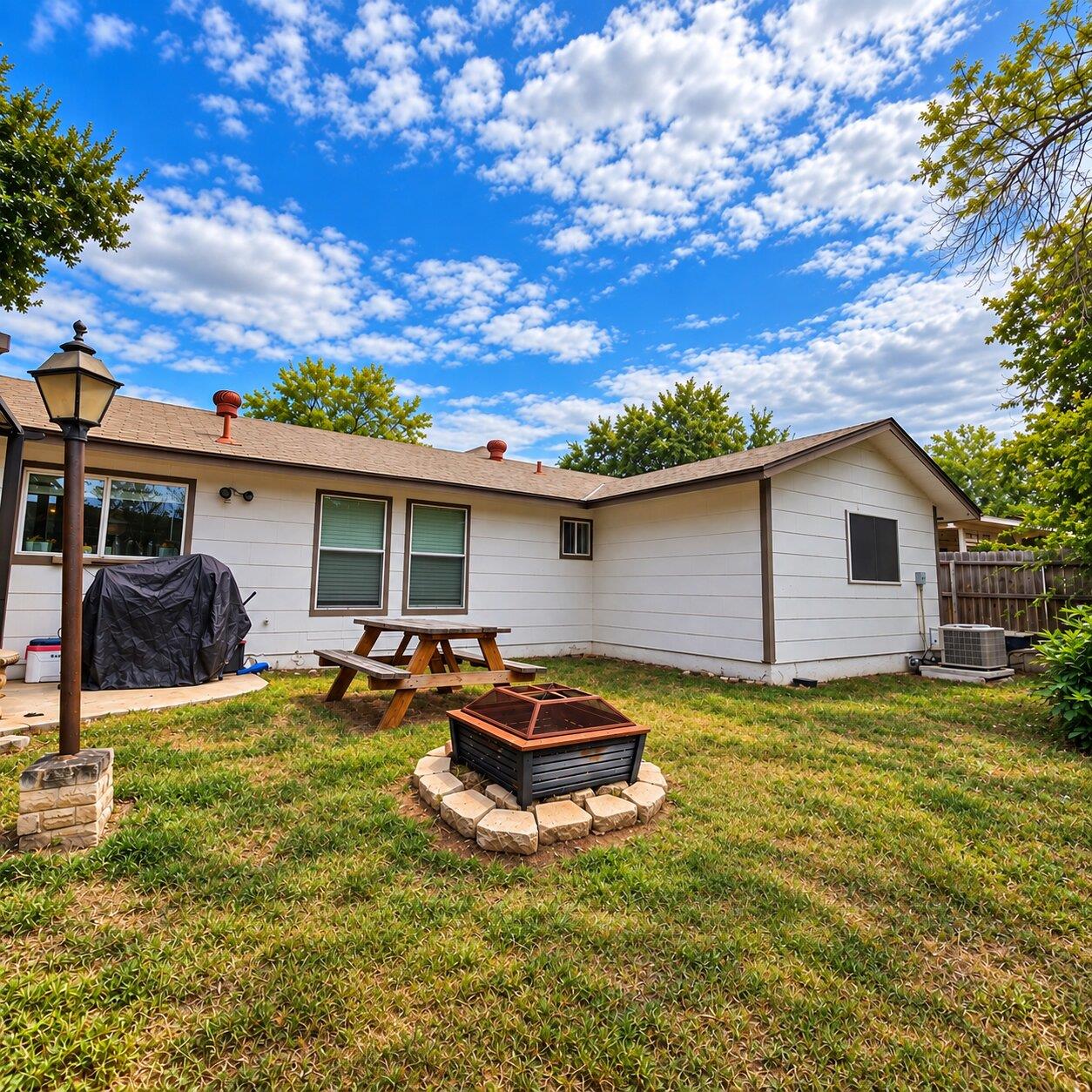 Photo 3 of Single family home for sale at 6730 Spring Manor St, San Antonio, TX 78249 | MLS# 2978550 | Listing updated on 2026-09-24