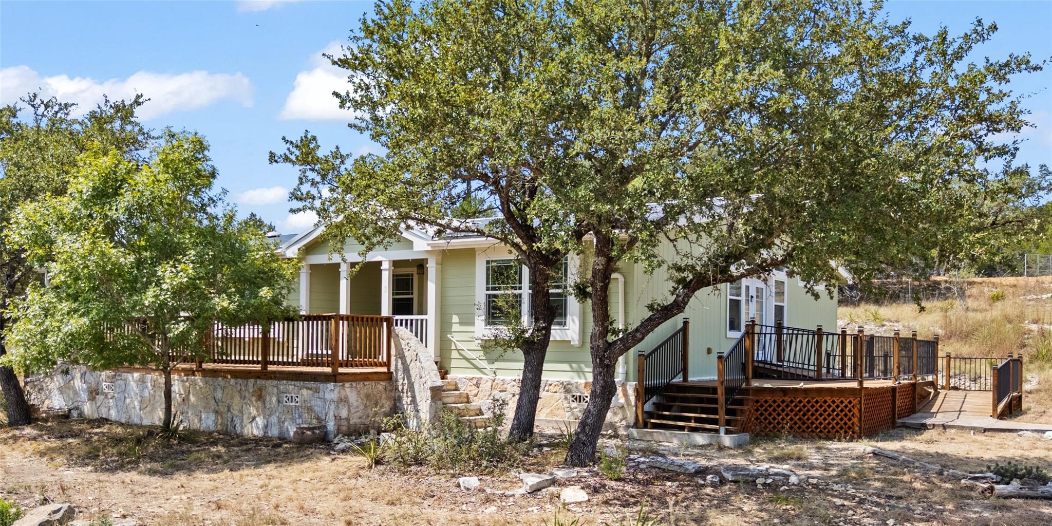 Manufactured home for sale at 601 Lost Valley Rd, Dripping Springs, TX 78620 | MLS# 1408681