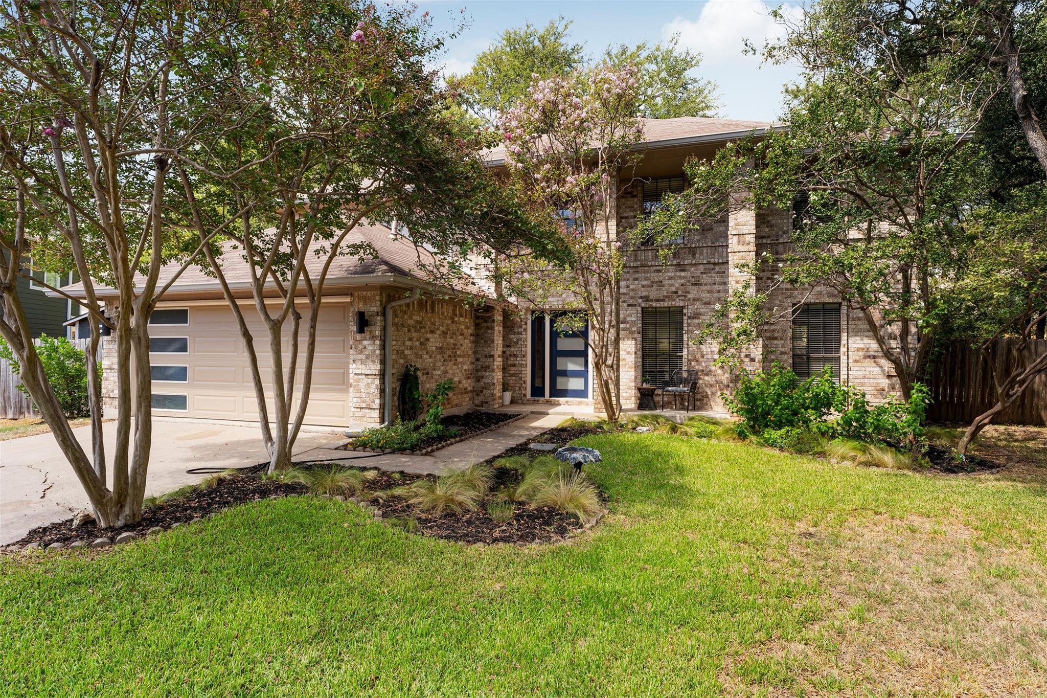Single family home for sale at 12600 Oro Valley Cv, Austin, TX 78729 | MLS# 2495643