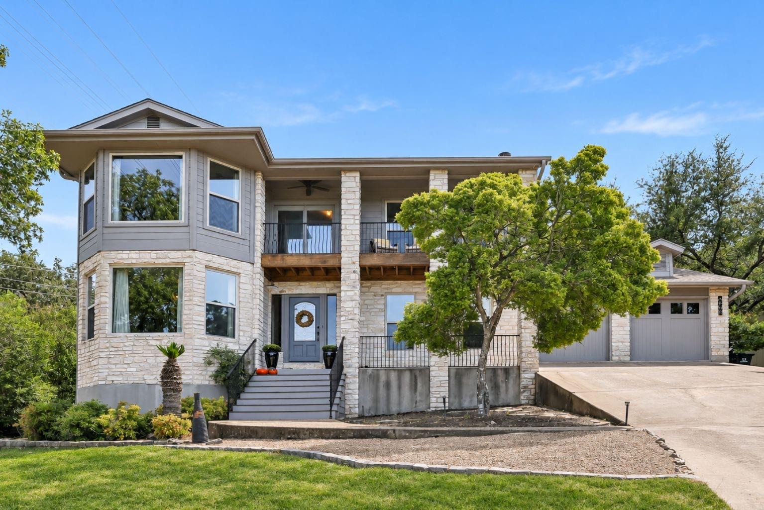 Single family home for sale at 6009 Diamond Head Dr, Austin, TX 78746 | MLS# 6567138