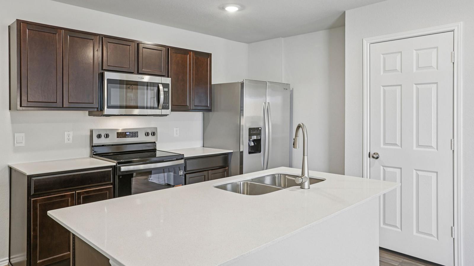 Photo 4 of Single family home for sale at 120 Dagney Ct, Jarrell, TX 76537 | MLS# 6361558 | Listing updated on 2026-09-21