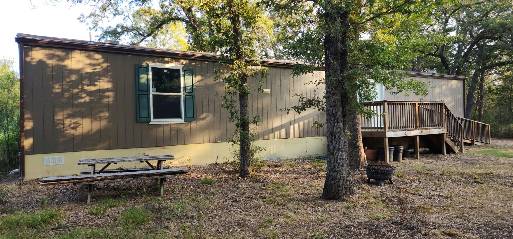Photo 2 of Single family home for sale at 194 Fm 2104, Smithville, TX 78957 | MLS# 1579141 | Listing updated on 2026-09-24