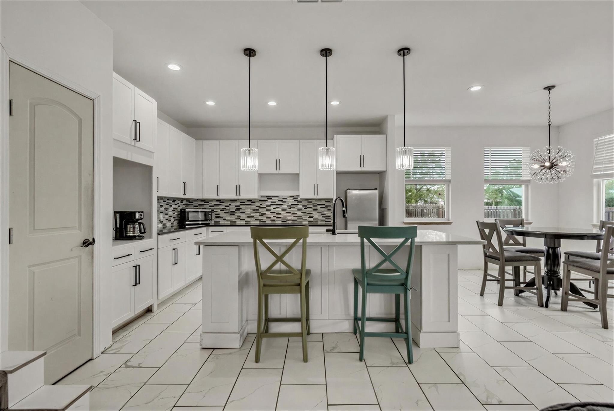 Photo 4 of Single family home for sale at 199 Mcdonald Ln W, Cedar Creek, TX 78612 | MLS# 6184479 | Listing updated on 2026-09-24