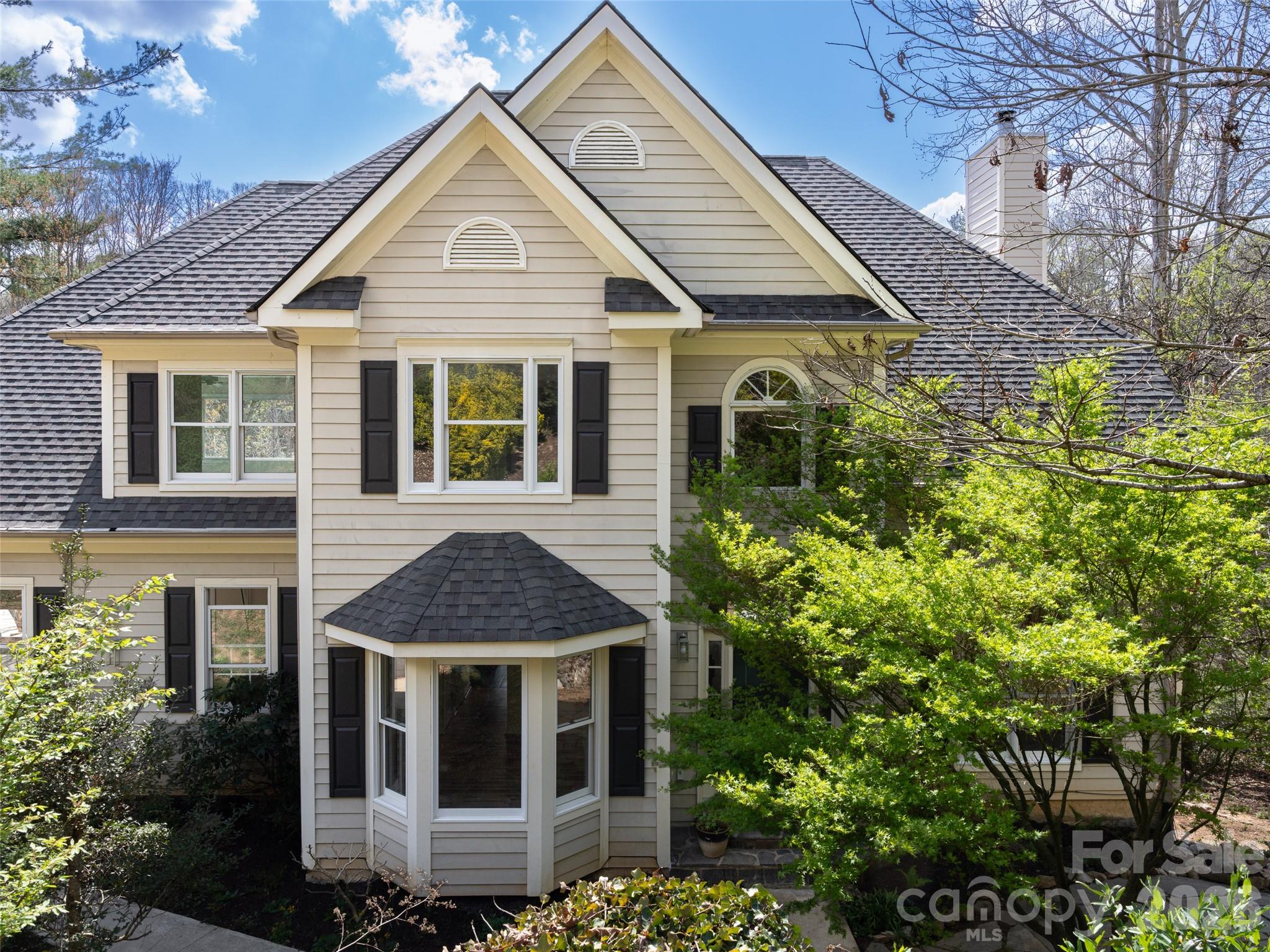 Single family home for sale at 39 Eastmoor Dr, Asheville, NC 28805 | MLS# 4368159
