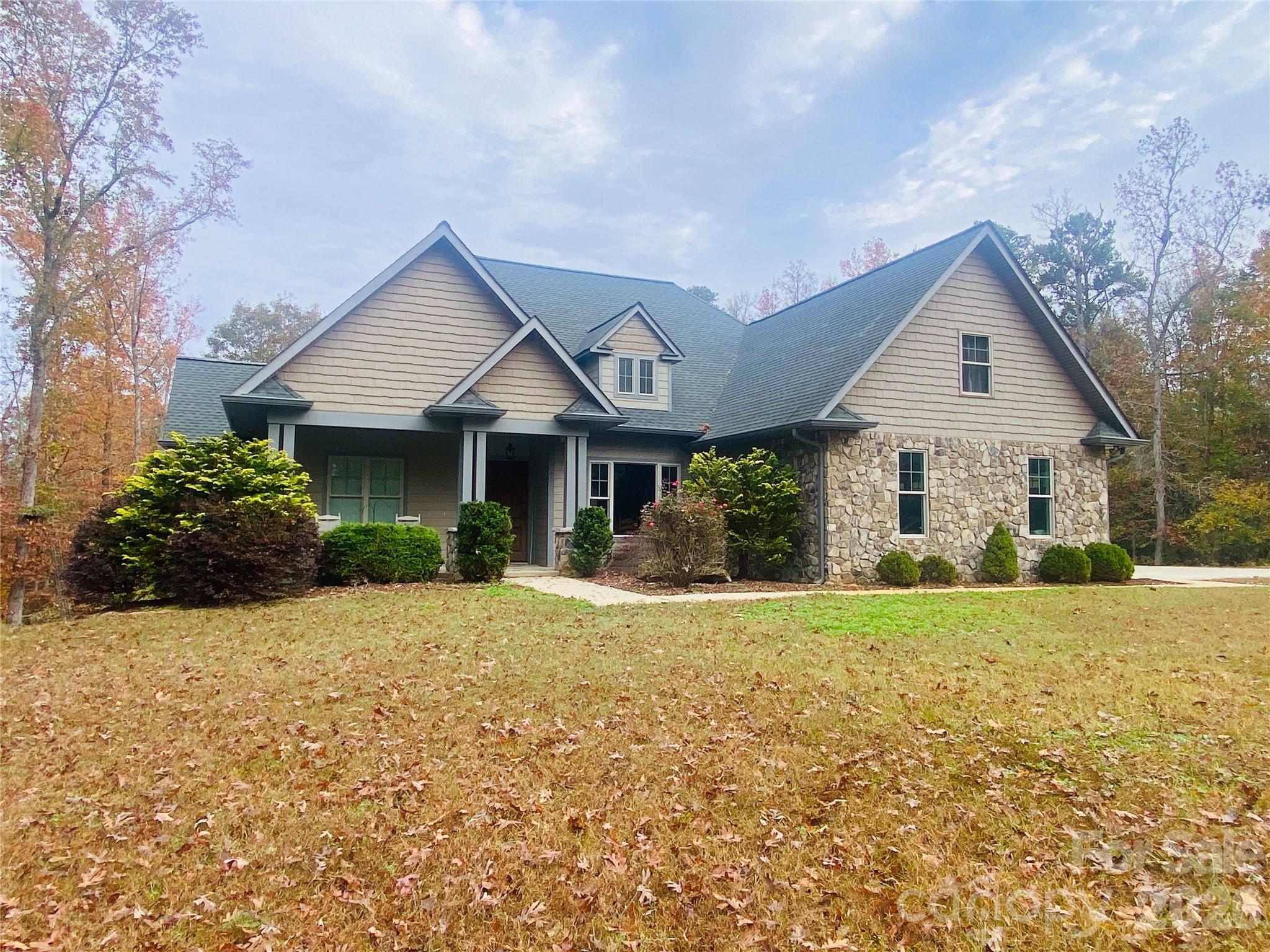 Photo 3 of Single family home for sale at 2818 Rockford Rd, Shelby, NC 28152 | MLS# 4376093 | Listing updated on 2026-09-21