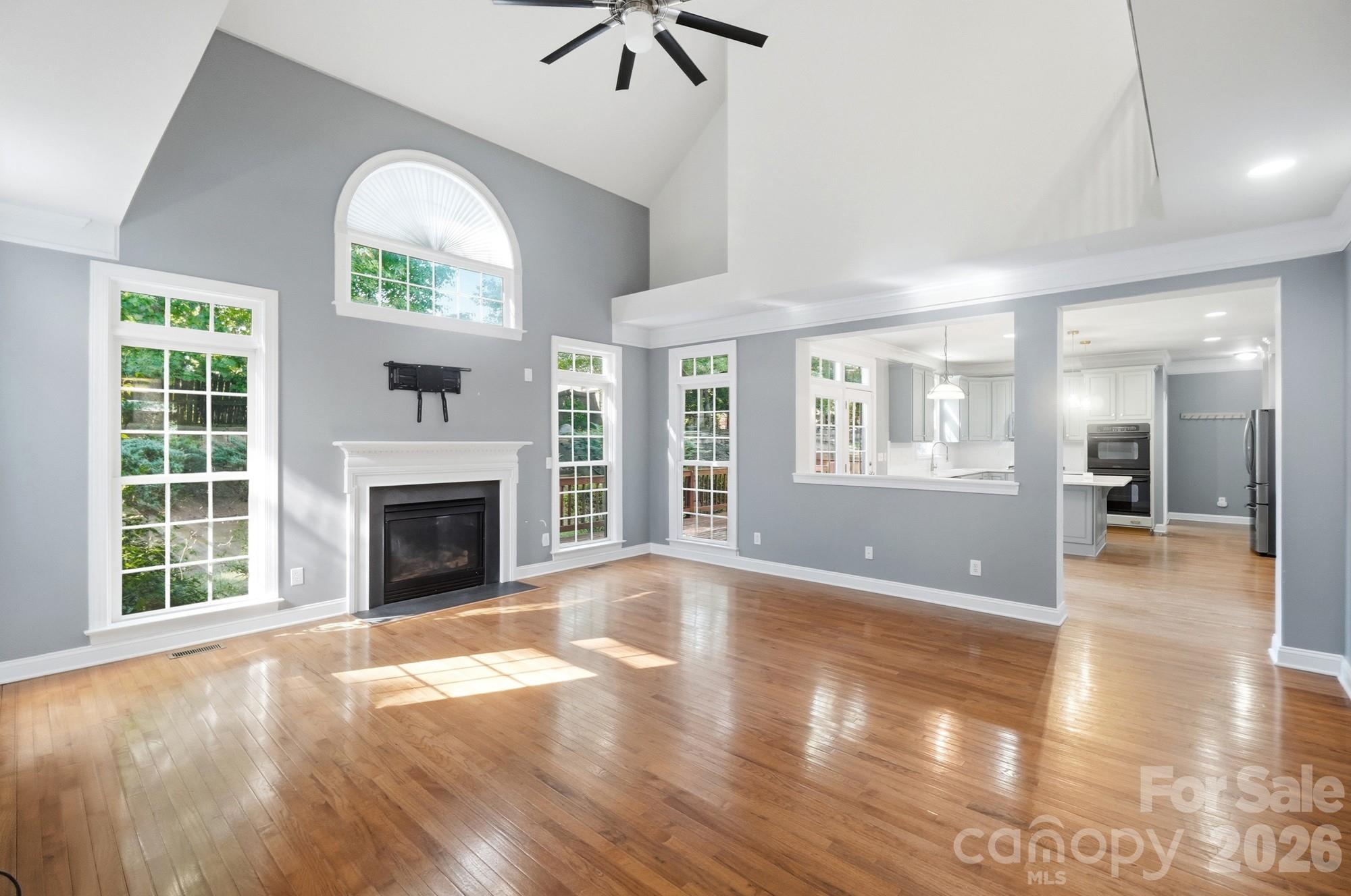 Photo 1 of Single family home for sale at 9915 Nicole Ln, Charlotte, NC 28269 | MLS# 4396423 | Listing updated on 2026-10-21