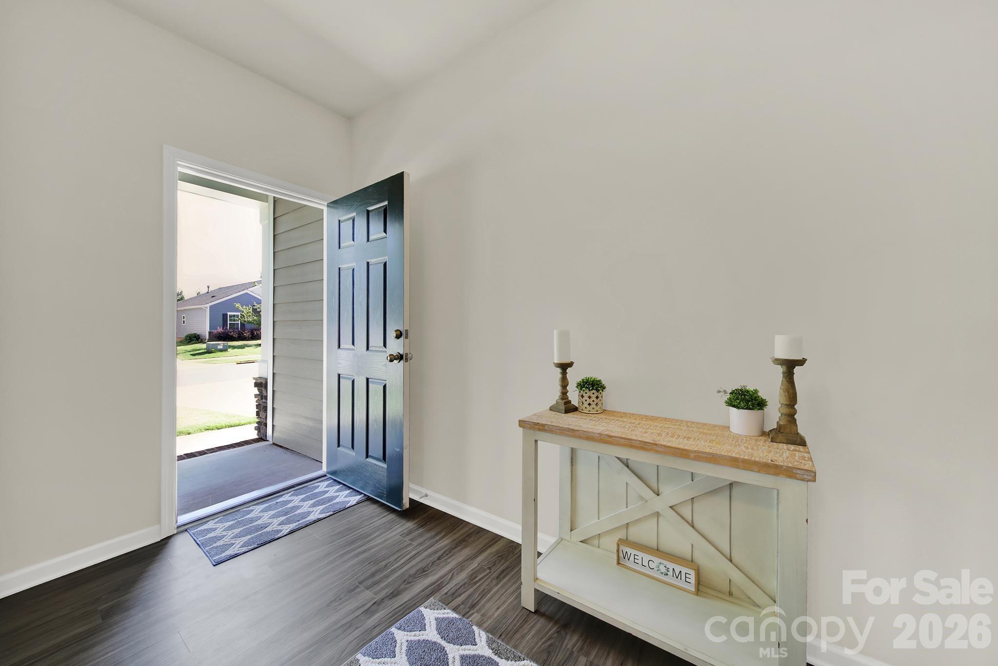 Photo 2 of Sale Pending at 191 Willow Valley Dr, Mooresville, NC 28115 | MLS# 4396479 | Listing updated on 2026-09-21