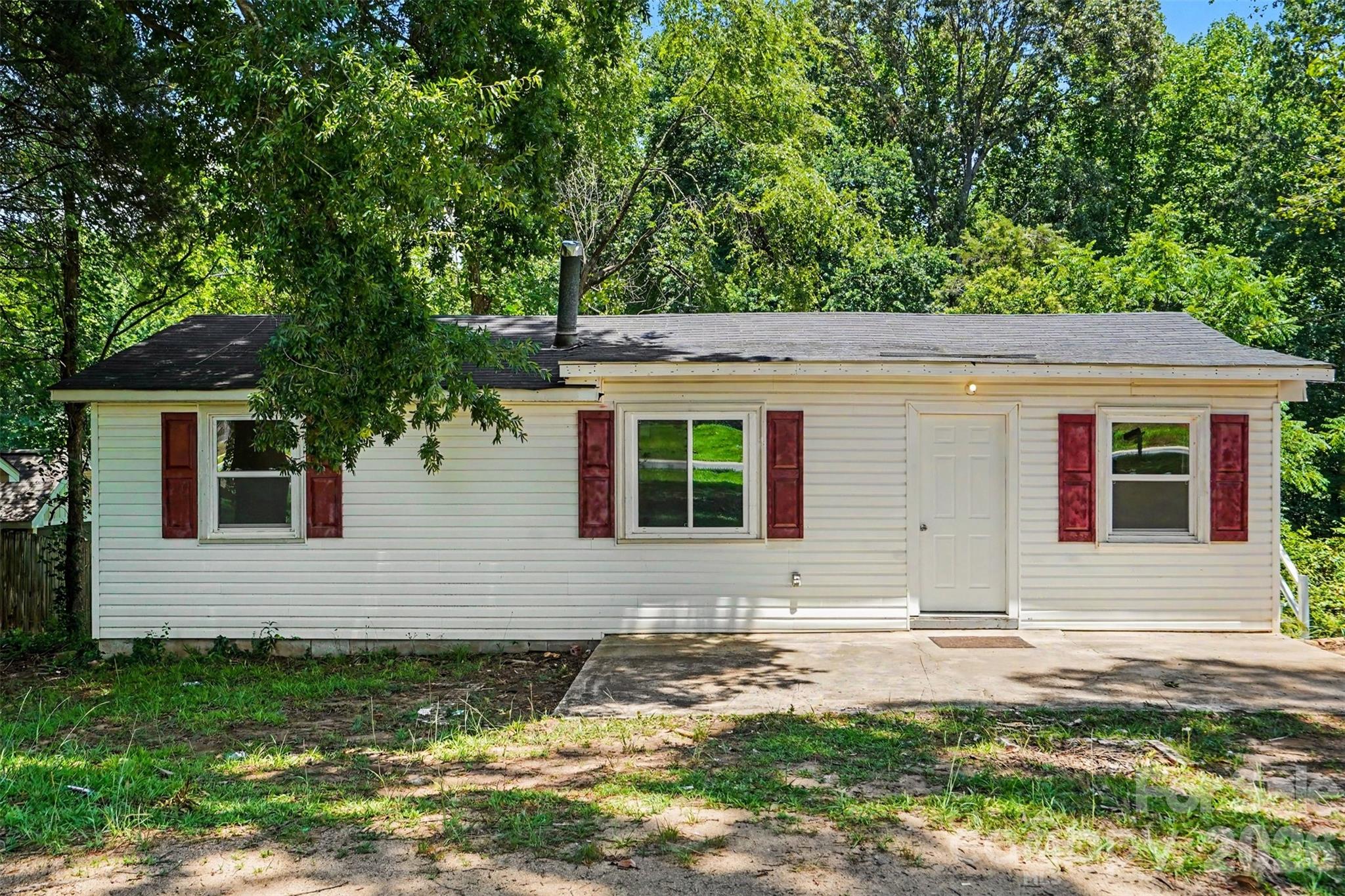 Single family home for sale at 8232 Starnes Randall Rd, Charlotte, NC 28215 | MLS# 4401795