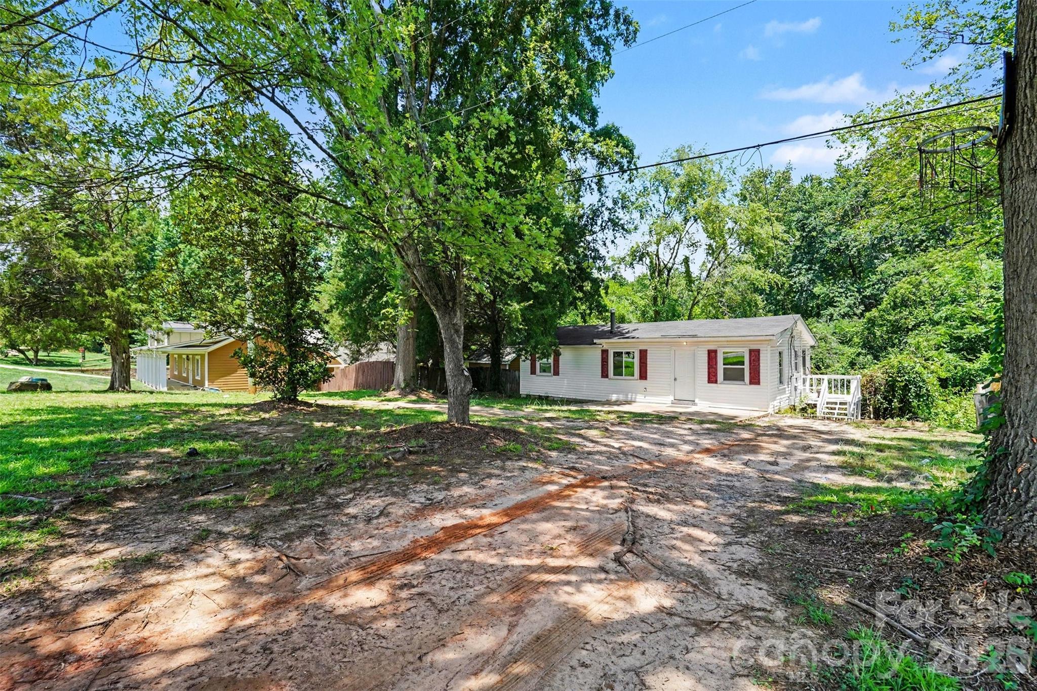Photo 3 of Single family home for sale at 8232 Starnes Randall Rd, Charlotte, NC 28215 | MLS# 4401795 | Listing updated on 2026-10-07