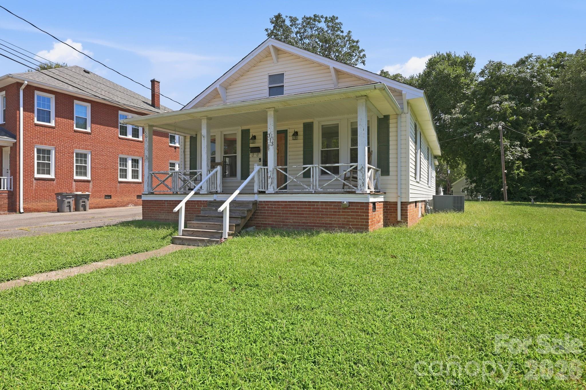 Photo 2 of Sale Pending at 313 S Ridge Ave, Kannapolis, NC 28083 | MLS# 4405624 | Listing updated on 2026-10-15