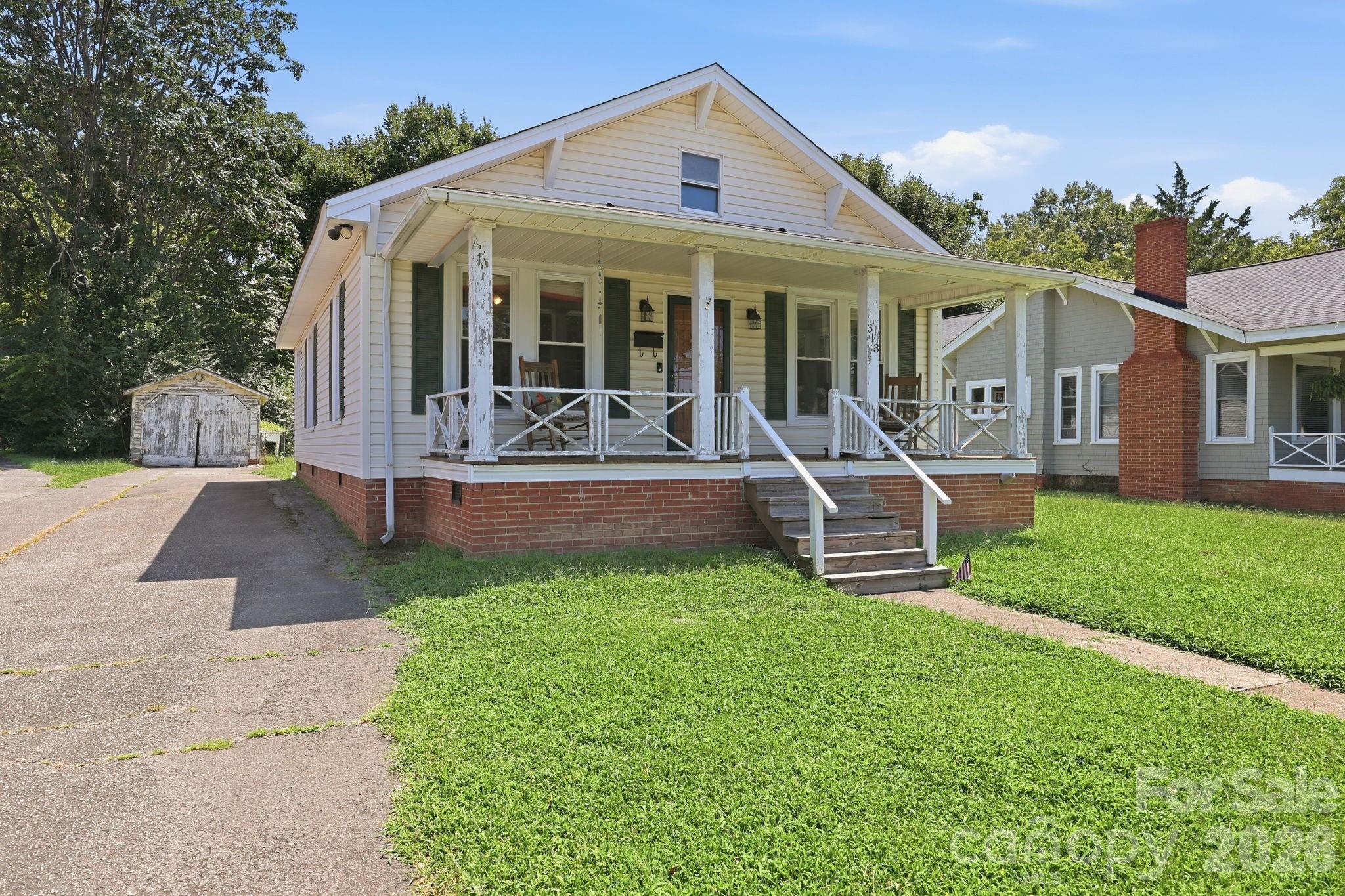 Photo 3 of Sale Pending at 313 S Ridge Ave, Kannapolis, NC 28083 | MLS# 4405624 | Listing updated on 2026-10-15