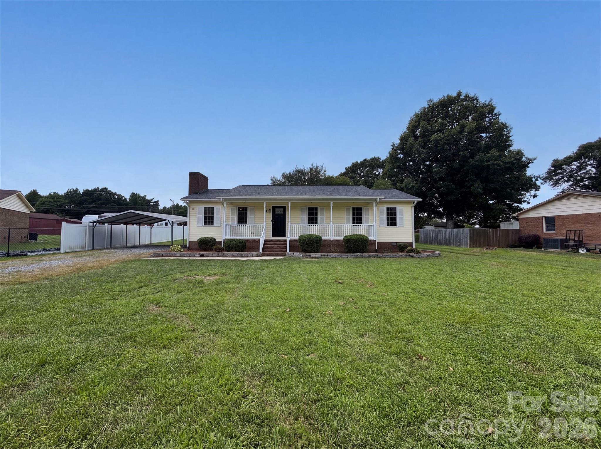 Single family home for sale at 642 Lancer Ct NW, Concord, NC 28027 | MLS# 4406082