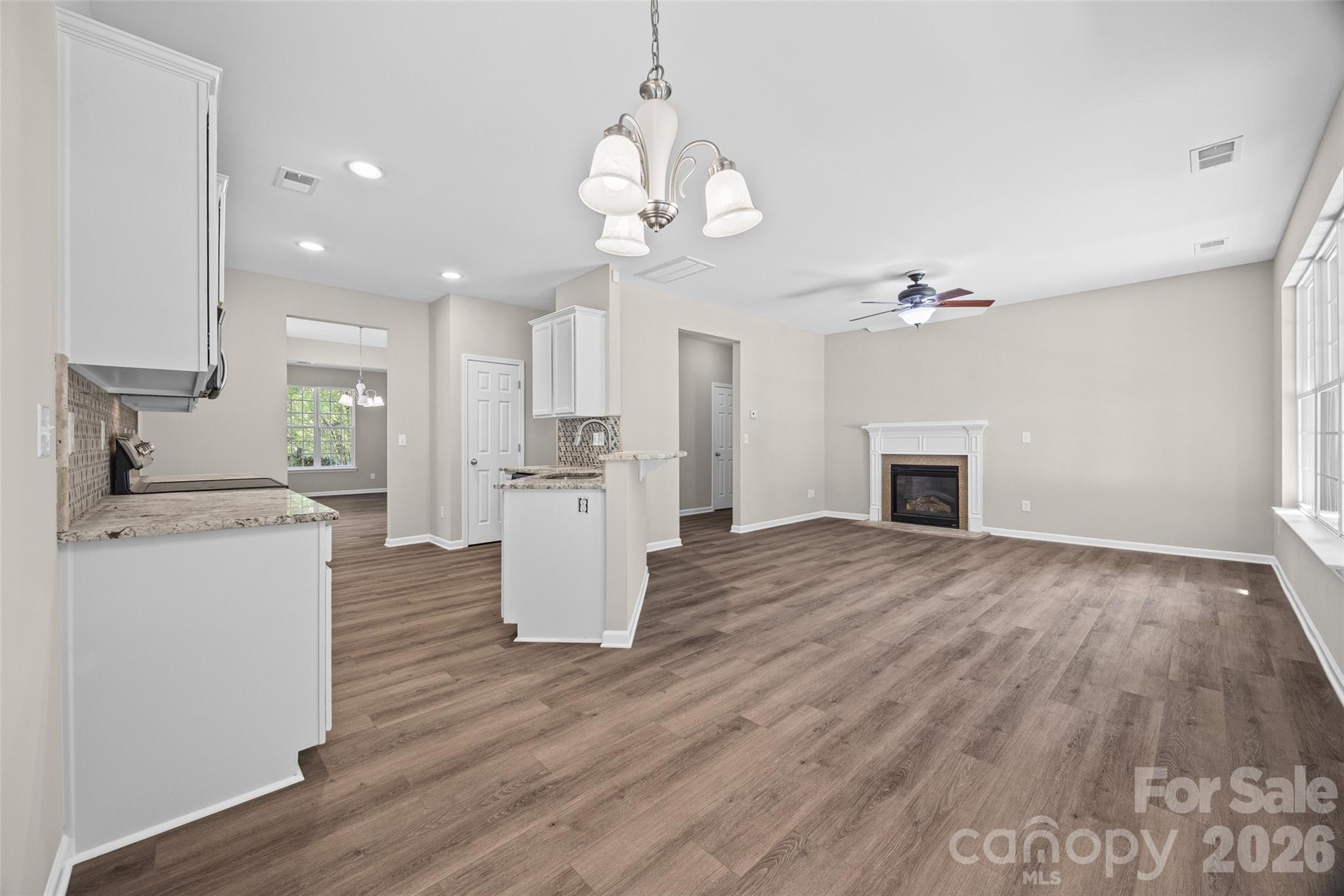Photo 2 of Single family home for sale at 17707 Train Sta Dr, Huntersville, NC 28078 | MLS# 4409292 | Listing updated on 2026-09-21