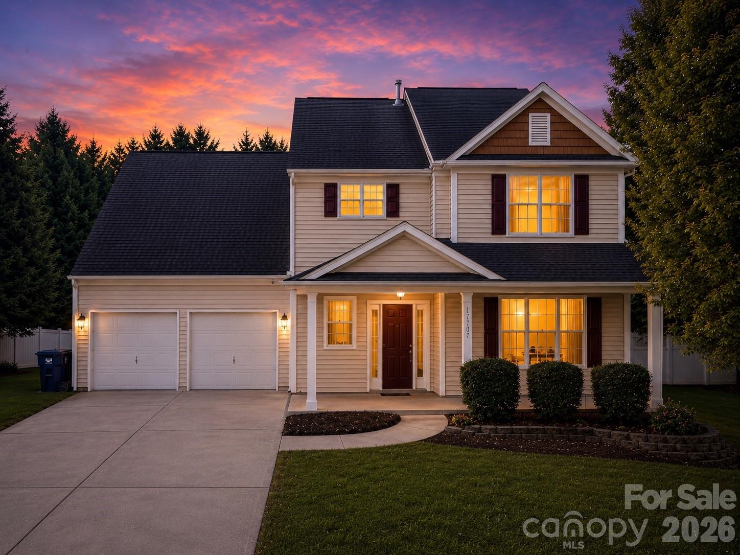 Photo 4 of Single family home for sale at 17707 Train Sta Dr, Huntersville, NC 28078 | MLS# 4409292 | Listing updated on 2026-09-21