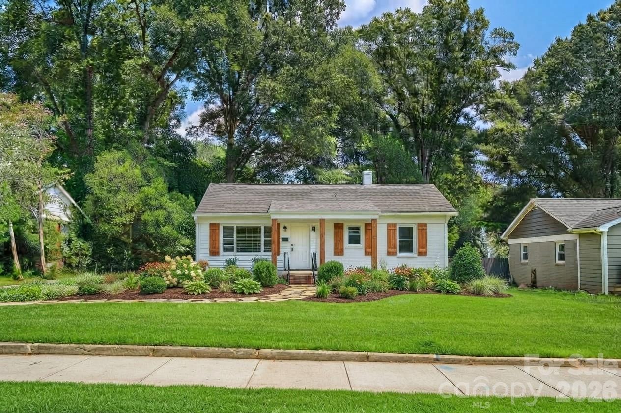 Single family home for sale at 1062 Dresden Dr W, Charlotte, NC 28205 | MLS# 4412052