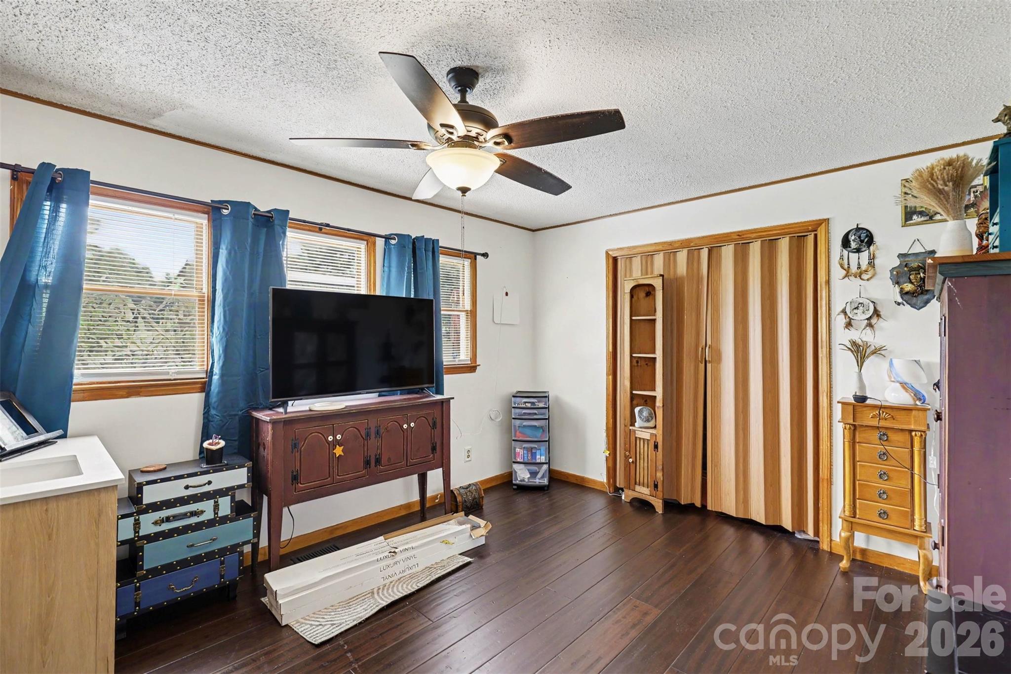 Photo 2 of Single family home for sale at 1250 Honeywood Ln, Rock Hill, SC 29730 | MLS# 4414321 | Listing updated on 2026-09-21