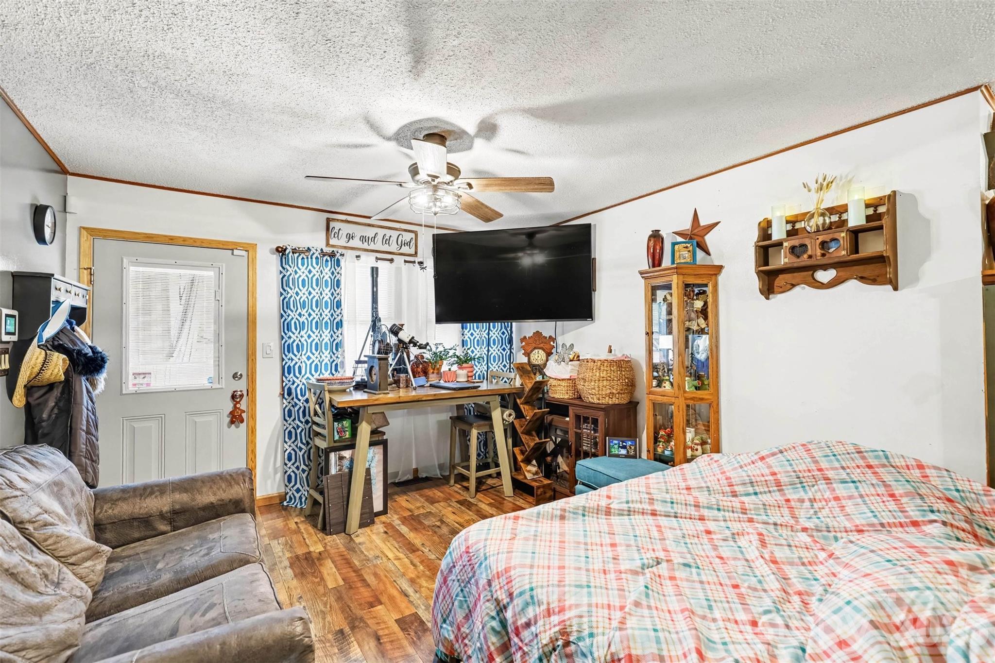 Photo 3 of Single family home for sale at 1250 Honeywood Ln, Rock Hill, SC 29730 | MLS# 4414321 | Listing updated on 2026-09-21
