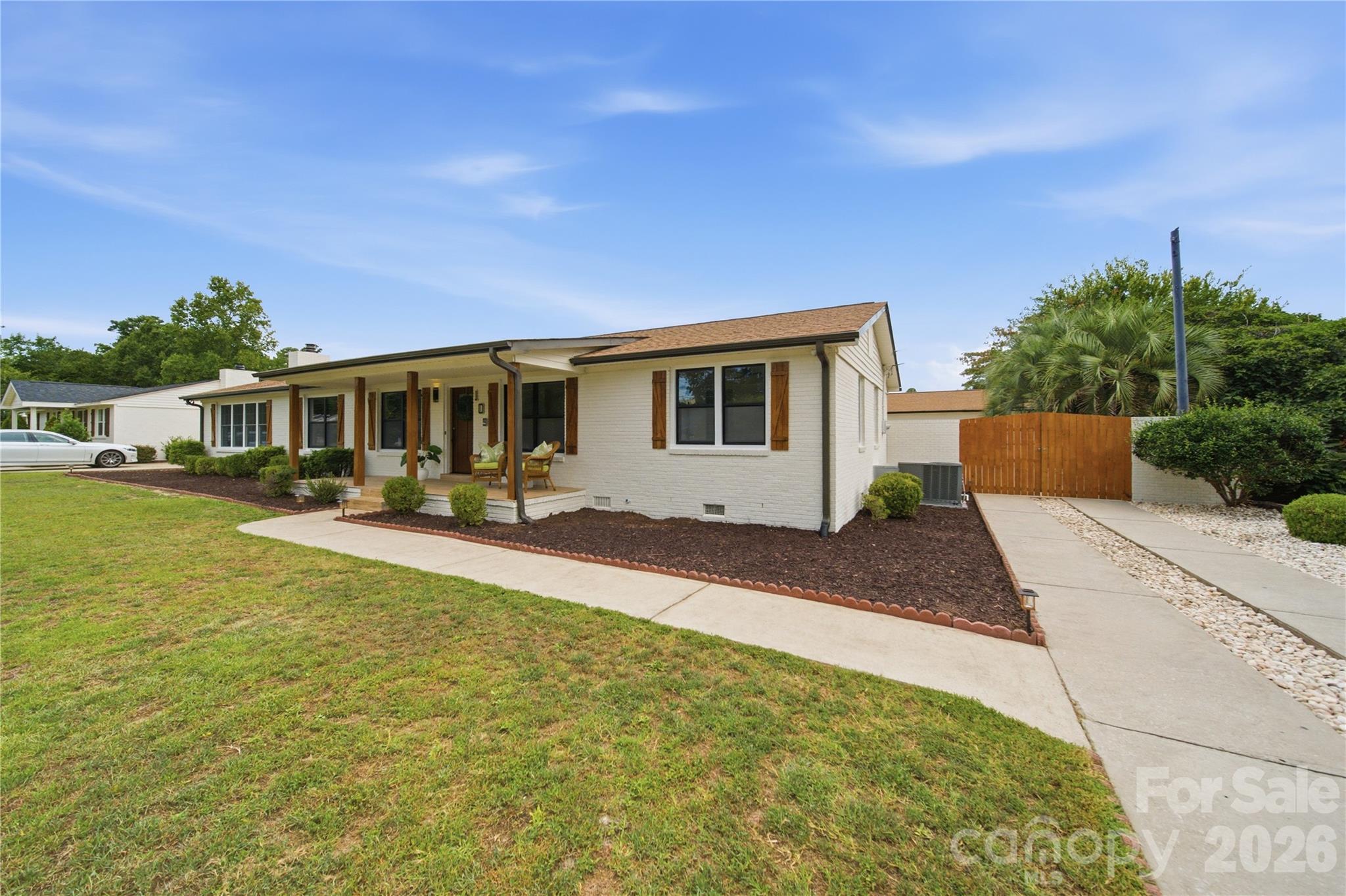 Photo 2 of Single family home for sale at 109 Wessinger Dr, Lexington, SC 29072 | MLS# 4414383 | Listing updated on 2026-09-21