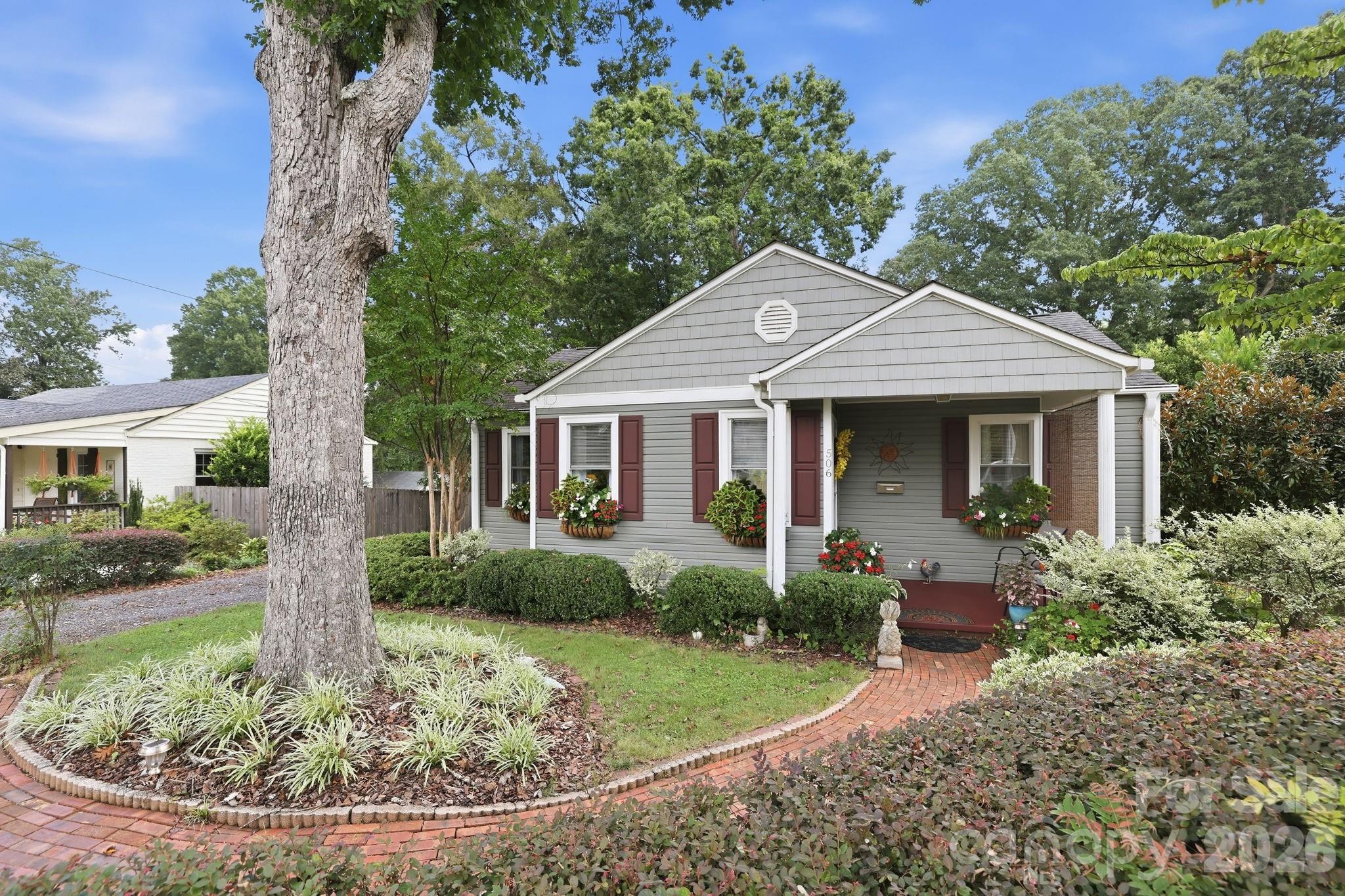 Photo 2 of Single family home for sale at 506 Unity St, Fort Mill, SC 29715 | MLS# 4418268 | Listing updated on 2026-09-21