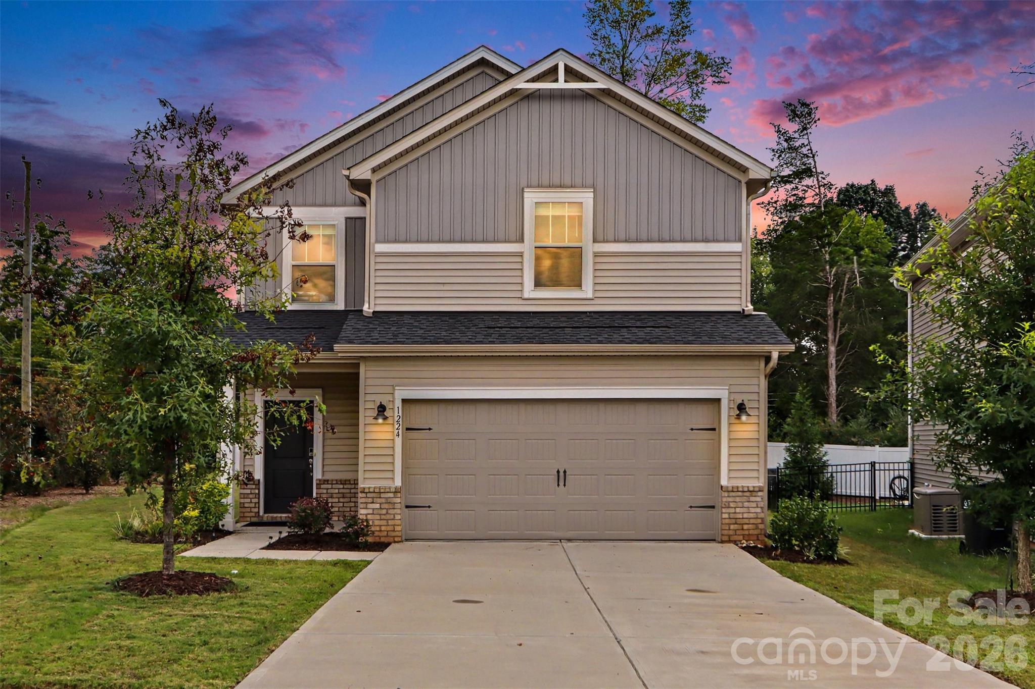 Single family home for sale at 1224 Harland St, Charlotte, NC 28216 | MLS# 4419812