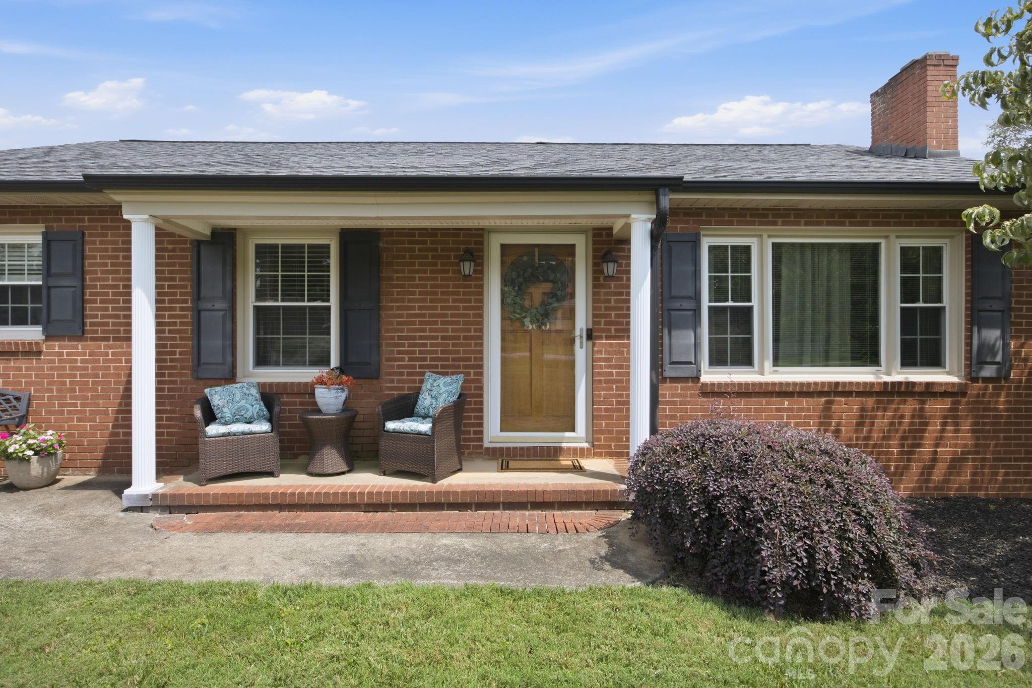 Photo 3 of Sale Pending at 300 Eastwood Dr, Mount Holly, NC 28120 | MLS# 4419911 | Listing updated on 2026-09-21