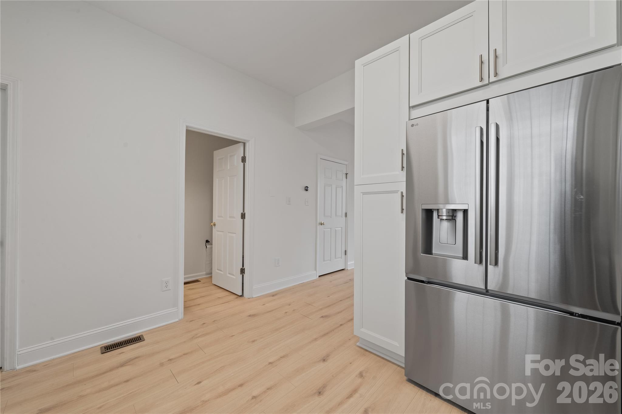 Photo 4 of Townhouse for sale at 105 Woodsong Ln, Mooresville, NC 28117 | MLS# 4423940 | Listing updated on 2026-09-21