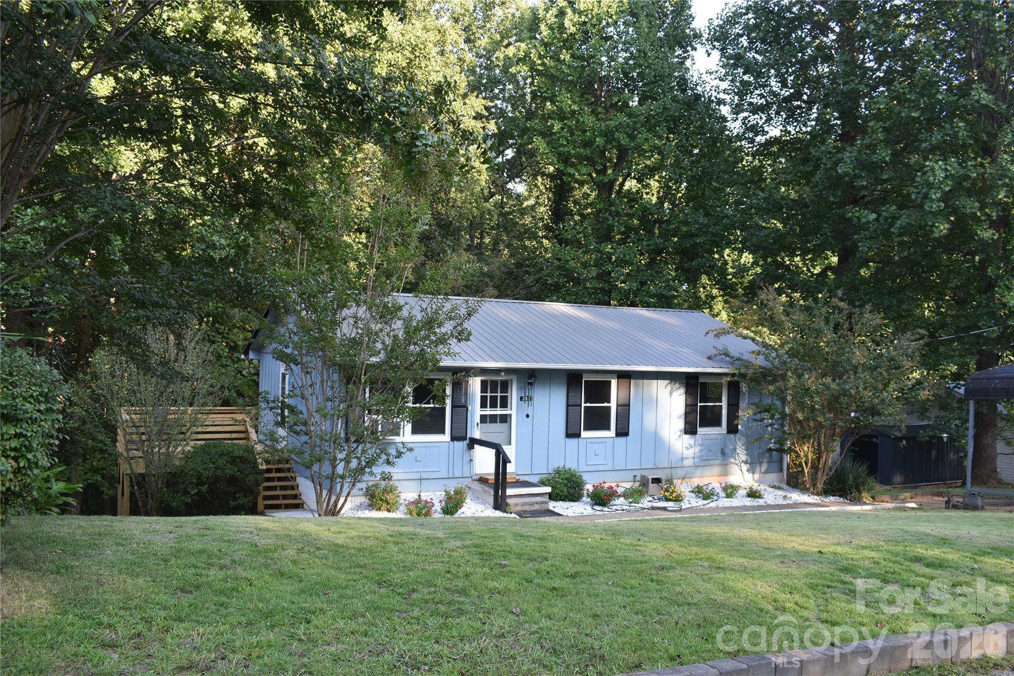 Photo 1 of Single family home for sale at 247 Lucky St, Marion, NC 28752 | MLS# 4424745 | Listing updated on 2026-09-21