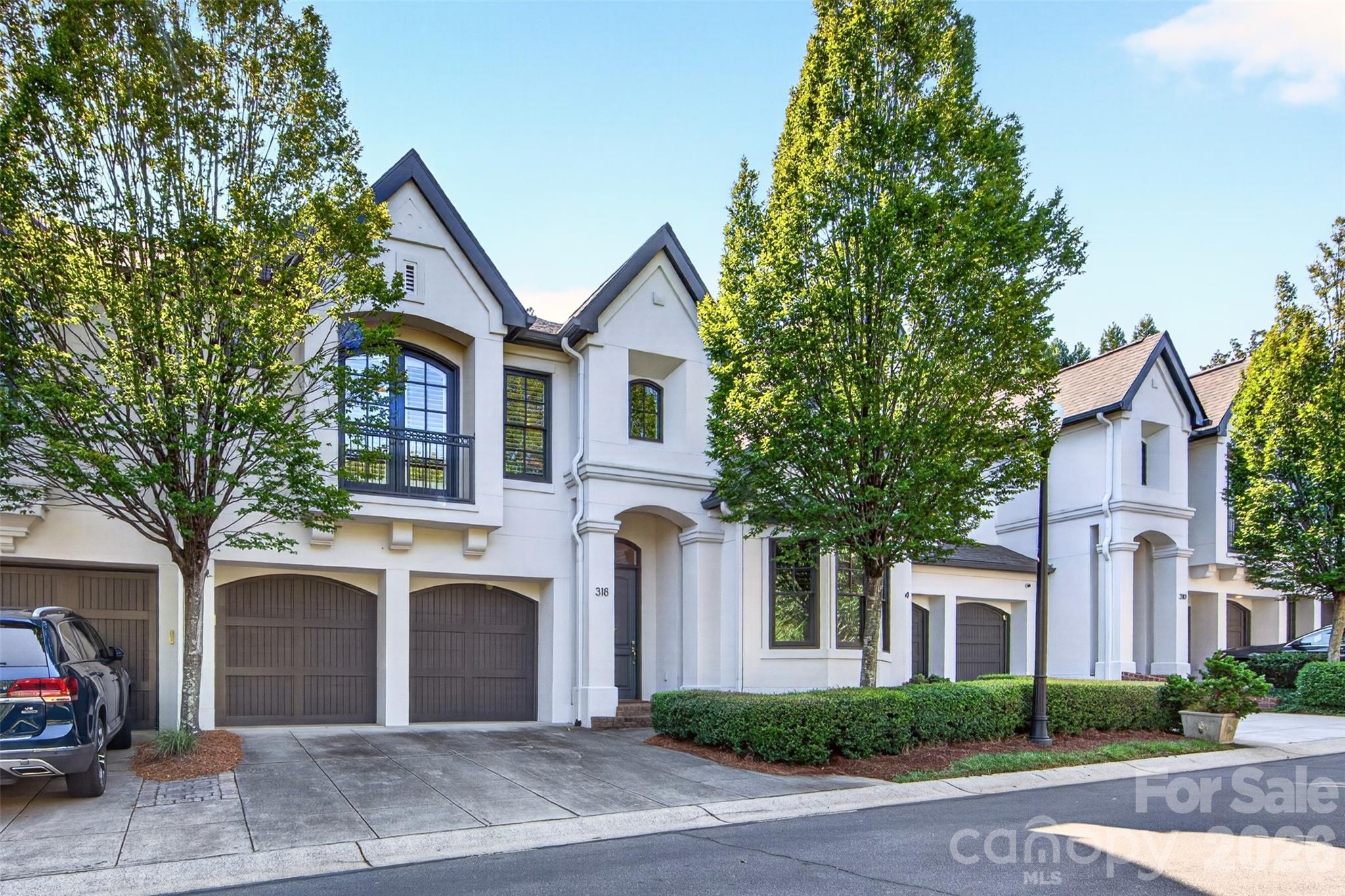 Photo 1 of Condo for sale at 318 Wendover Hts Cir, Charlotte, NC 28211 | MLS# 4424763 | Listing updated on 2026-09-21