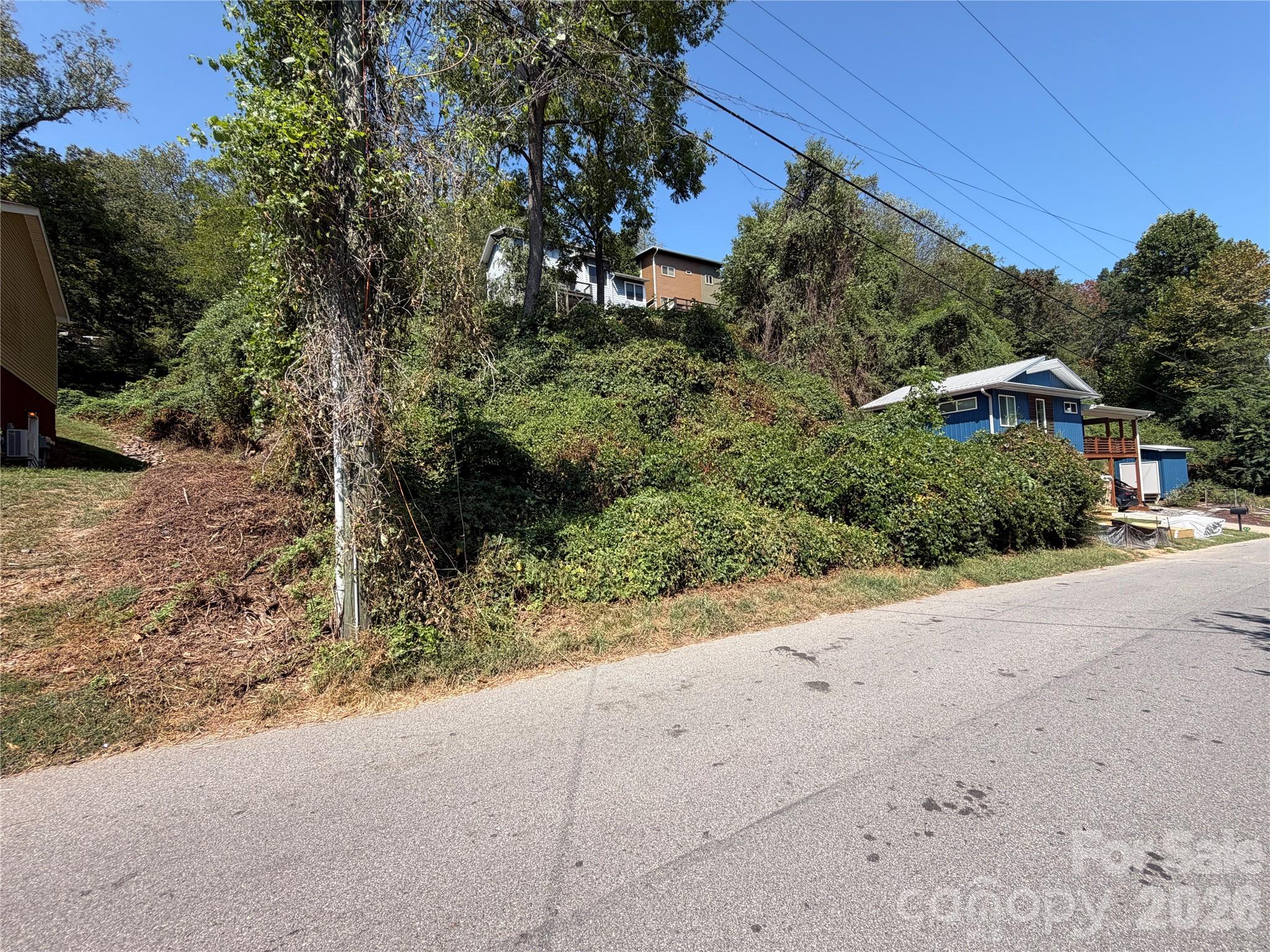 Photo 2 of Land for sale at 99999 Waynesville Ave, Asheville, NC 28806 | MLS# 4426219 | Listing updated on 2026-09-21