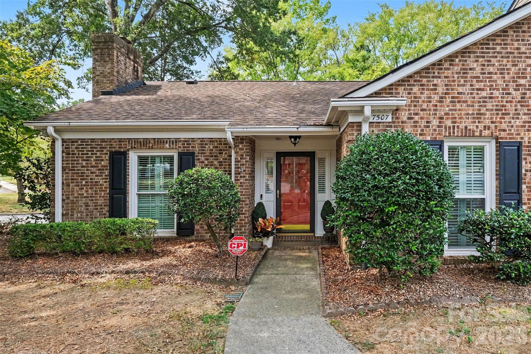 Photo 1 of Townhouse for sale at 7507 Red Oak Ln, Charlotte, NC 28226 | MLS# 4426501 | Listing updated on 2026-10-07