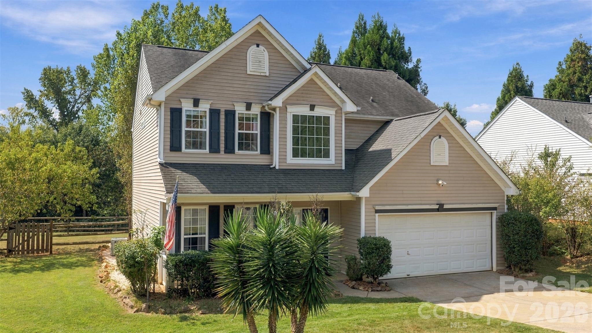Photo 4 of Single family home for sale at 915 Rocky Meadows Ln, Concord, NC 28025 | MLS# 4426553 | Listing updated on 2026-09-24