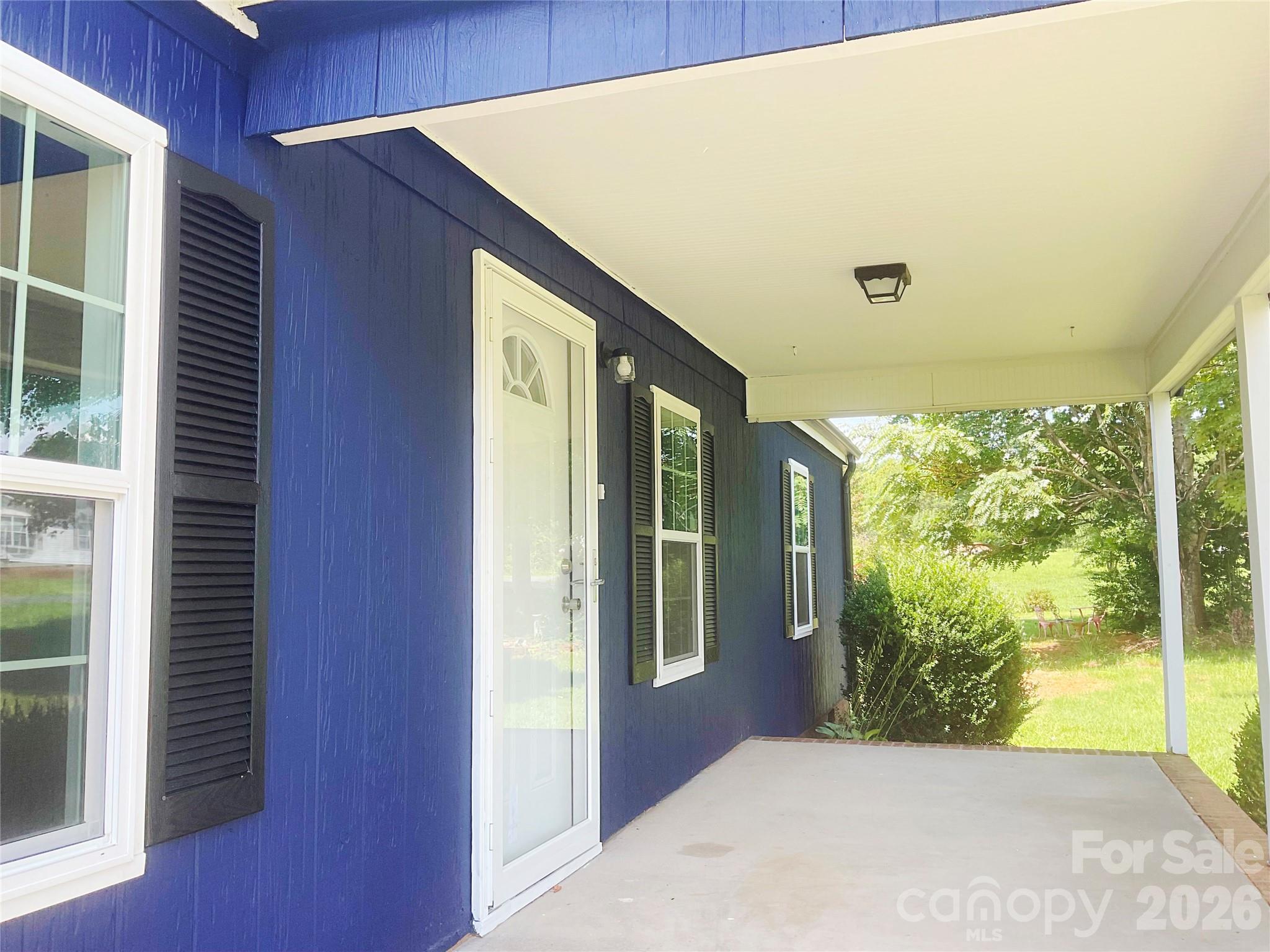 Photo 3 of Single family home for sale at 204 Conifer Dr, Statesville, NC 28625 | MLS# 4426663 | Listing updated on 2026-09-21