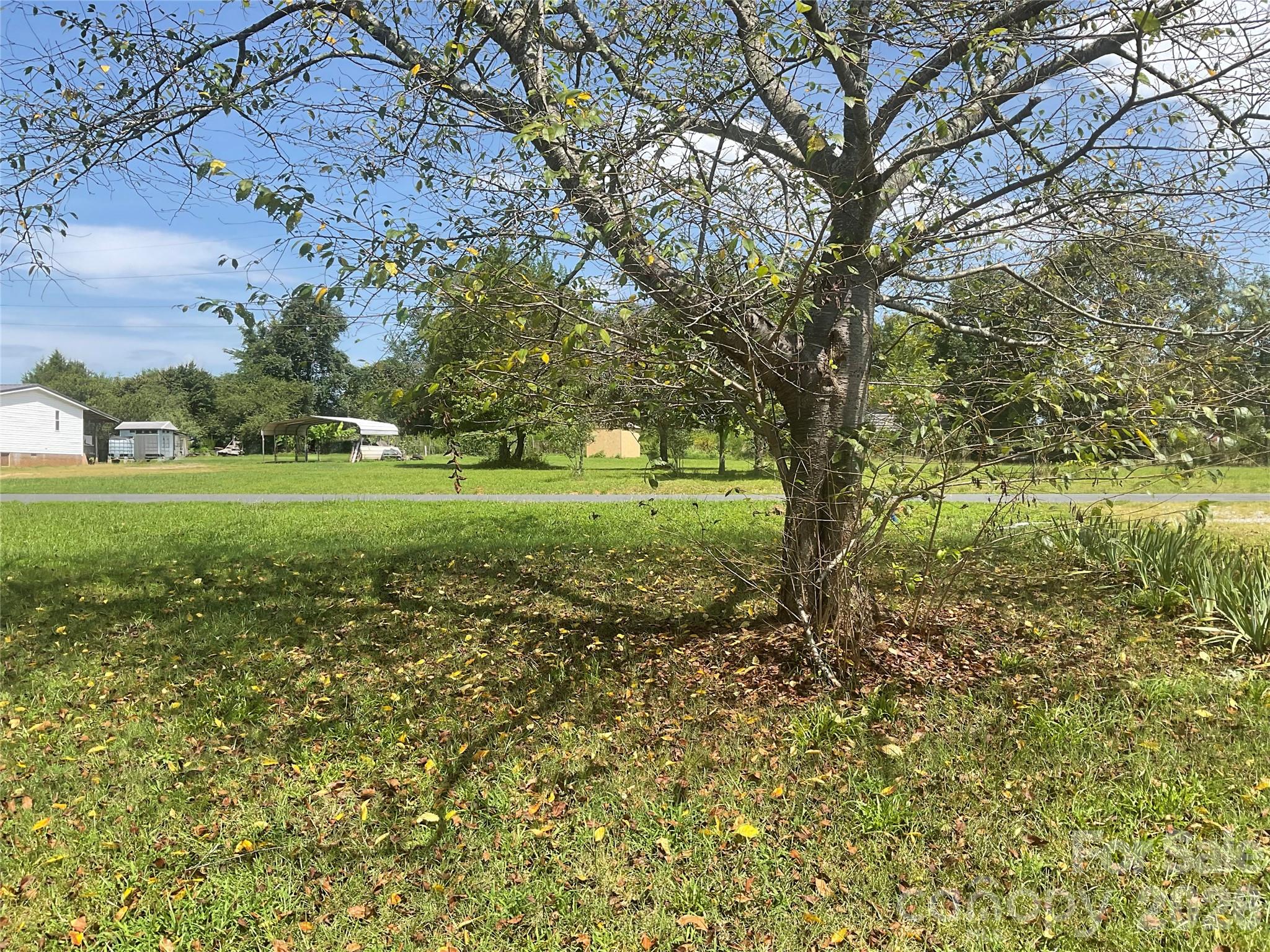Photo 4 of Single family home for sale at 204 Conifer Dr, Statesville, NC 28625 | MLS# 4426663 | Listing updated on 2026-09-21