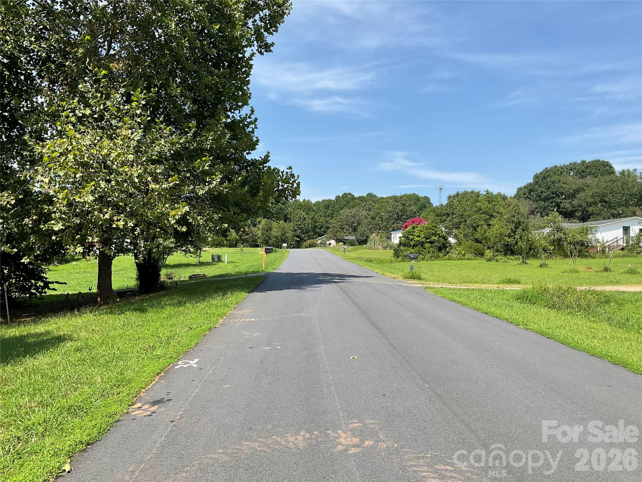 Photo 2 of Single family home for sale at 204 Conifer Dr, Statesville, NC 28625 | MLS# 4426663 | Listing updated on 2026-09-21