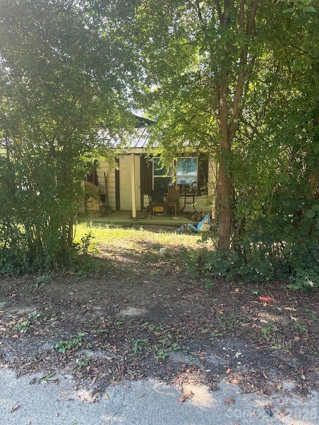 Photo 1 of Single family home for sale at 621 Johns Ln, Gastonia, NC 28052 | MLS# 4426931 | Listing updated on 2026-09-21