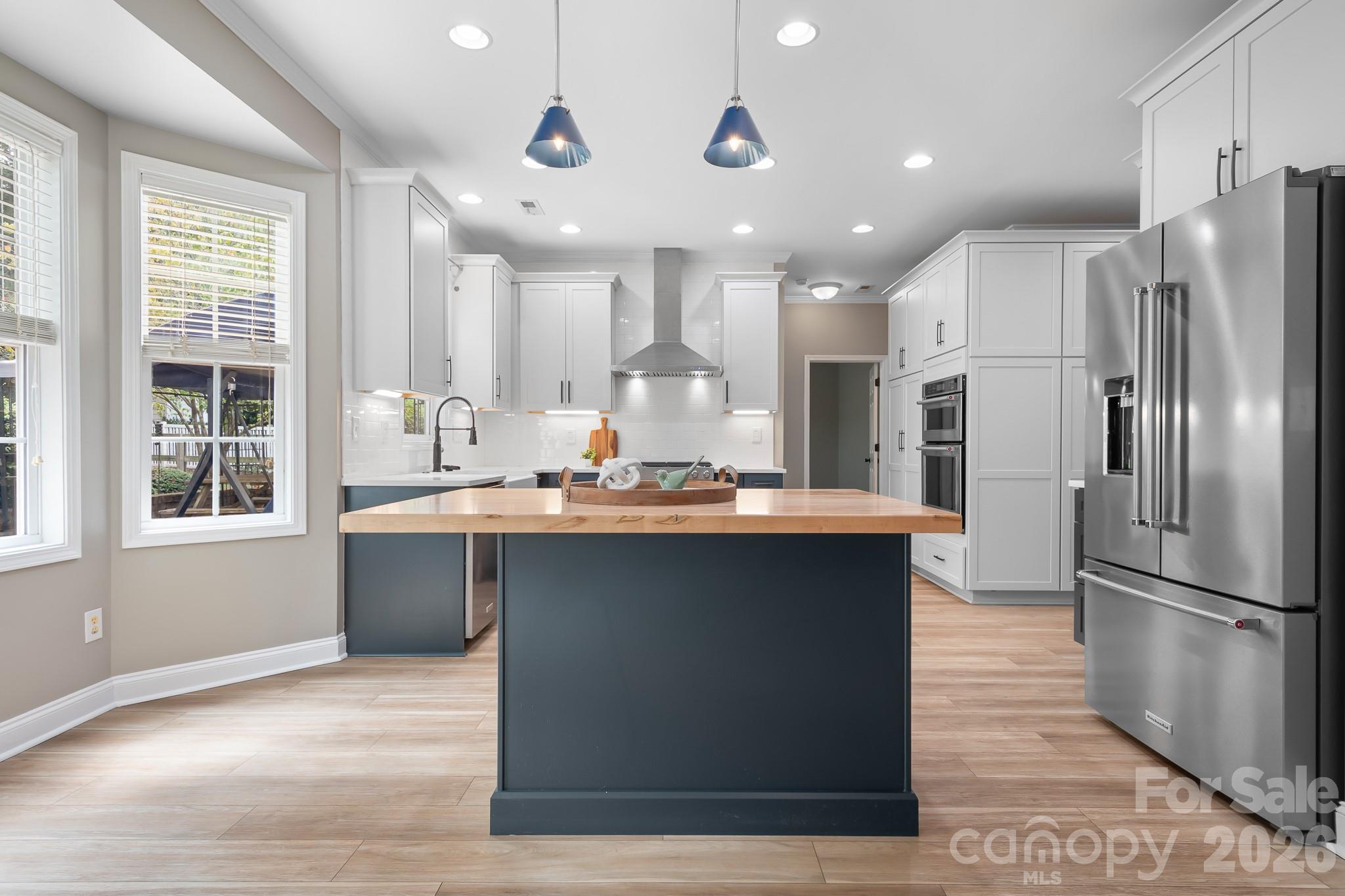 Photo 3 of Single family home for sale at 121 Middleton Pl, Mooresville, NC 28117 | MLS# 4427806 | Listing updated on 2026-09-24