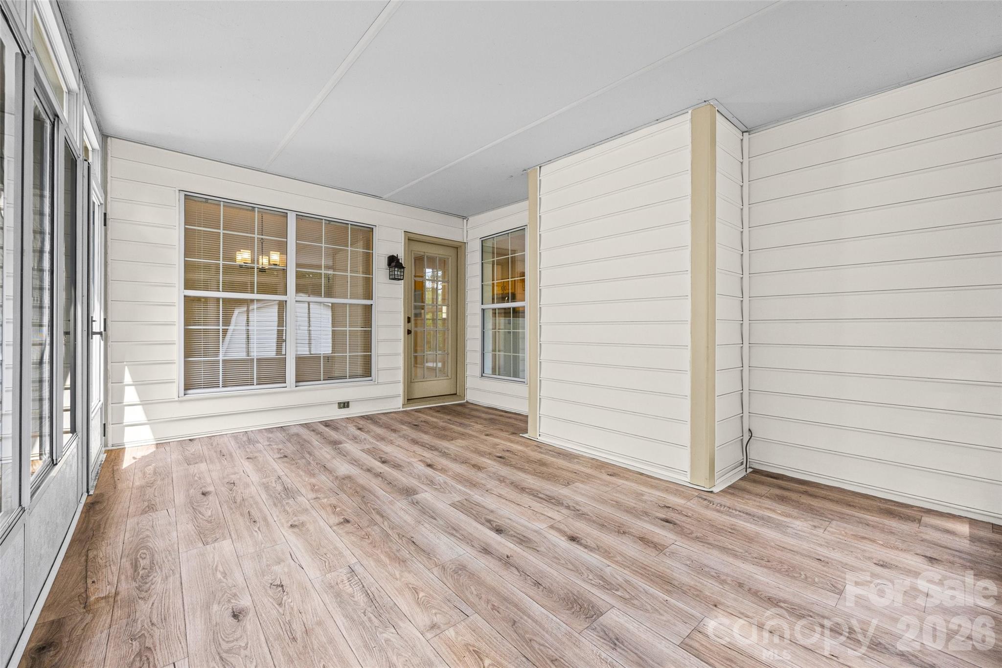 Photo 3 of Single family home for sale at 105 Lyman Oak Ct, Fort Mill, SC 29715 | MLS# 4427838 | Listing updated on 2026-09-23