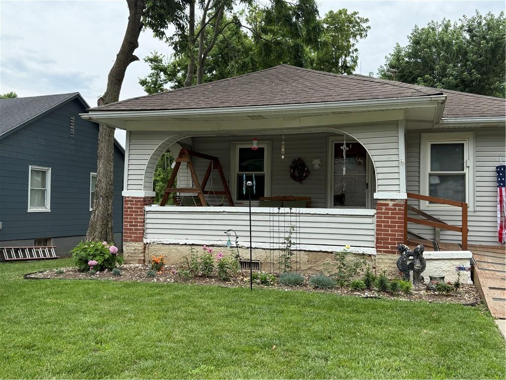 Single family home for sale at 200 Tribble St, Richmond, MO 64085 | MLS# 2628452