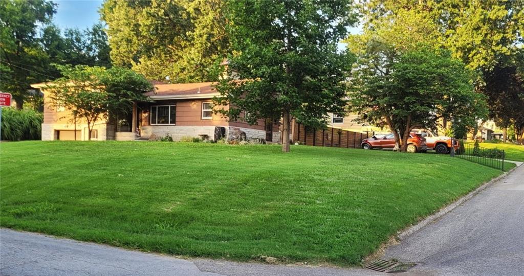 Photo 1 of Sale Pending at 3601 Doniphan Ave, Saint Joseph, MO 64507 | MLS# 2630740 | Listing updated on 2026-09-24