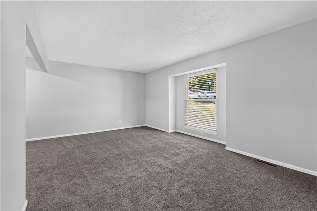 Photo 3 of Sale Pending at 7815 Haskell Ave, Kansas City, KS 66109 | MLS# 2631230 | Listing updated on 2026-09-21