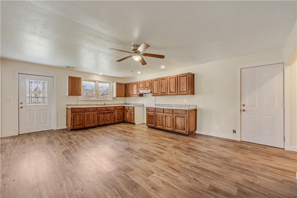 Photo 4 of Single family home for sale at 304 S Chestnut St, La Monte, MO 65337 | MLS# 2632538 | Listing updated on 2026-09-21