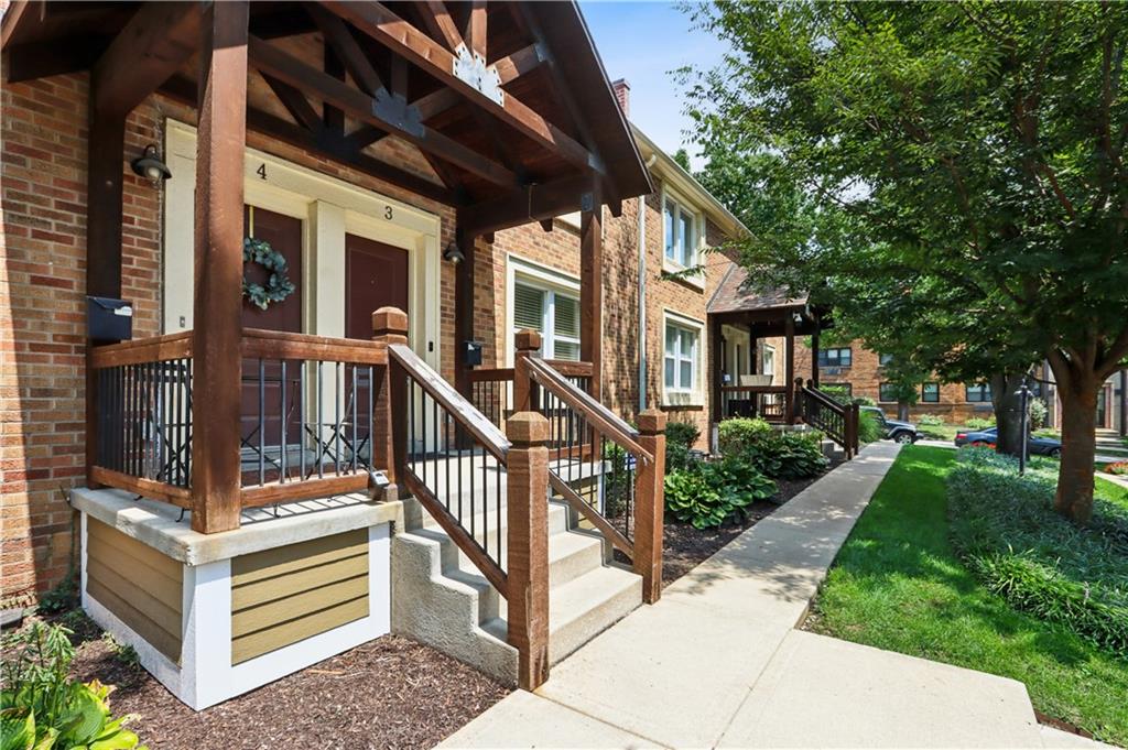 Condo for sale at 4530 Jefferson St #3A, Kansas City, MO 64111 | MLS# 2634810